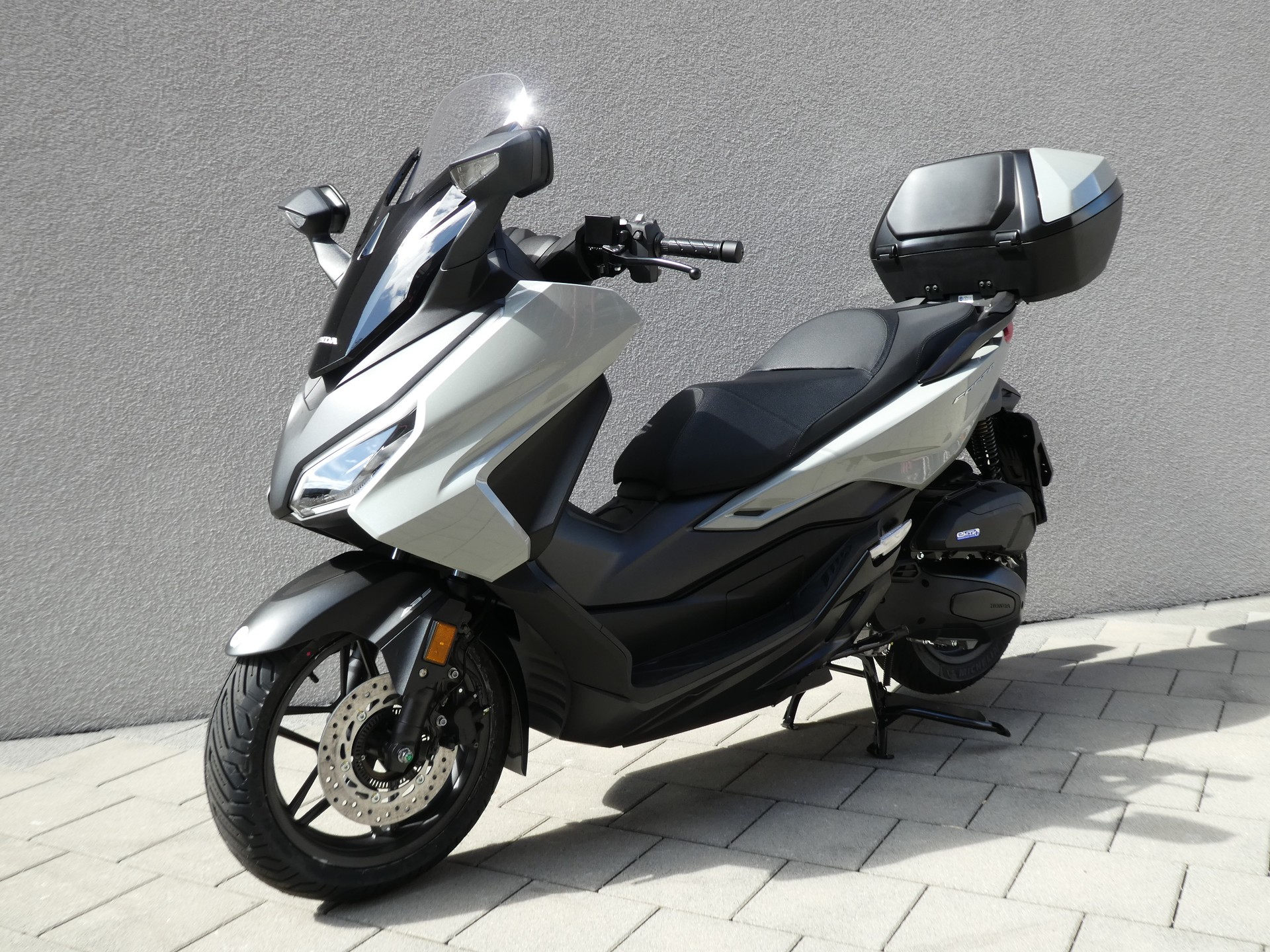 HONDA Nss 125 Forza Smart TopBox-image-1