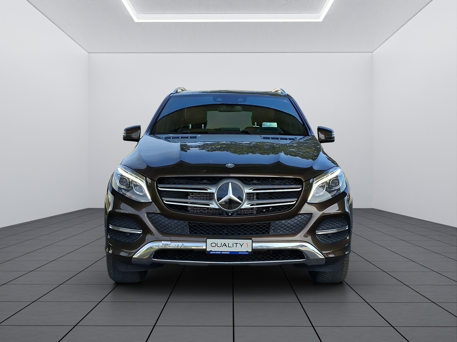 MERCEDES-BENZ GLE 500 e 4Matic 7G-Tronic-showroom-element-1