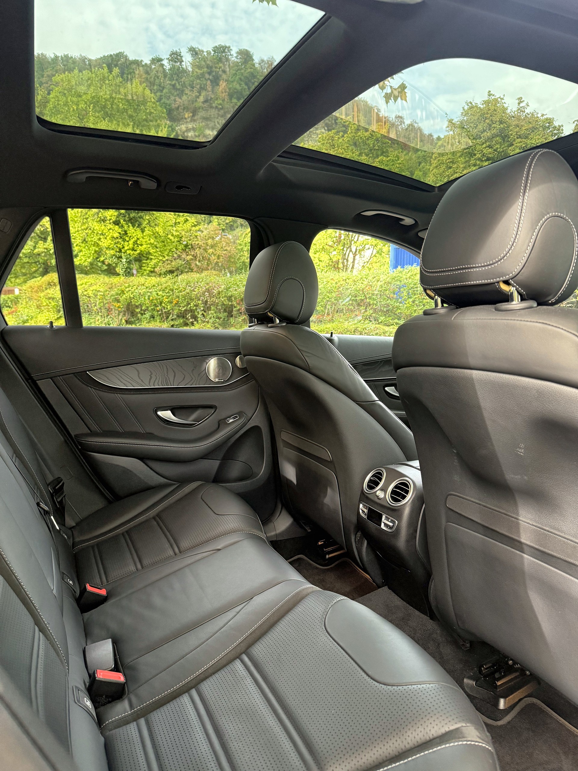 MERCEDES-BENZ GLC 63 S AMG 4m+-image-5