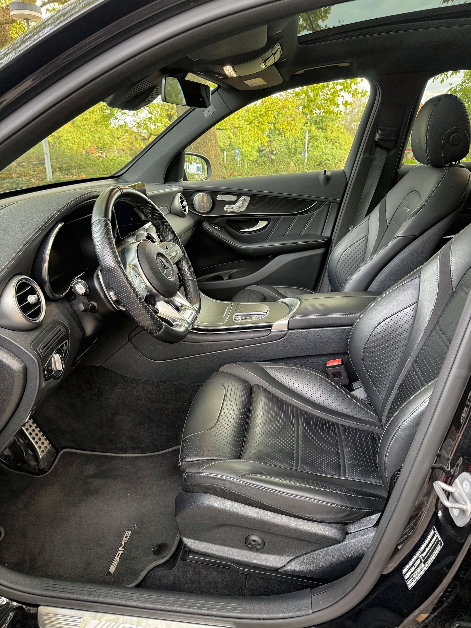 MERCEDES-BENZ GLC 63 S AMG 4m+-image-3