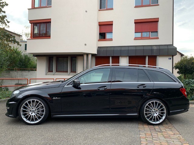 MERCEDES-BENZ C 63 AMG Avantgarde Speedshift MCT-image-5
