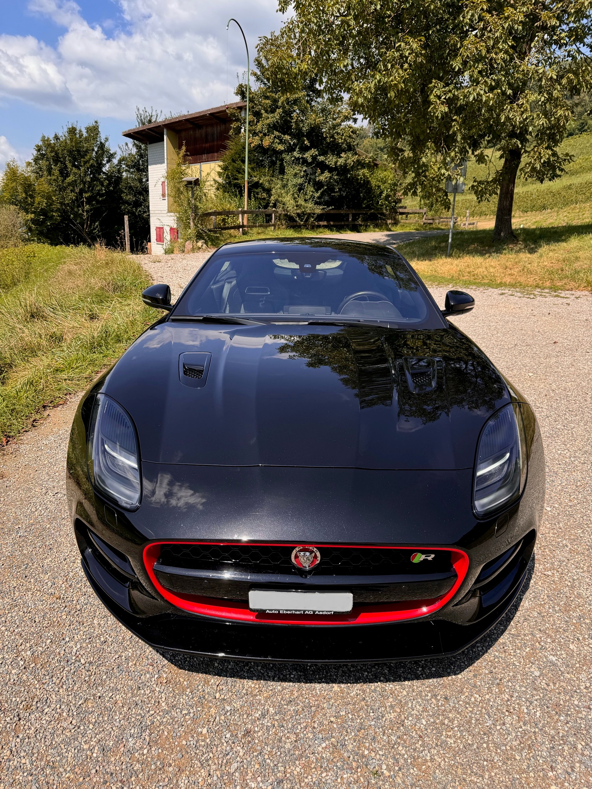 JAGUAR F-Type Coupé 5.0 V8 R AWD Santorini Black *Facelift Unikat* Automatik Keramikbremsen Ohne OPF Sportwagensound 770W Meridian-image-6