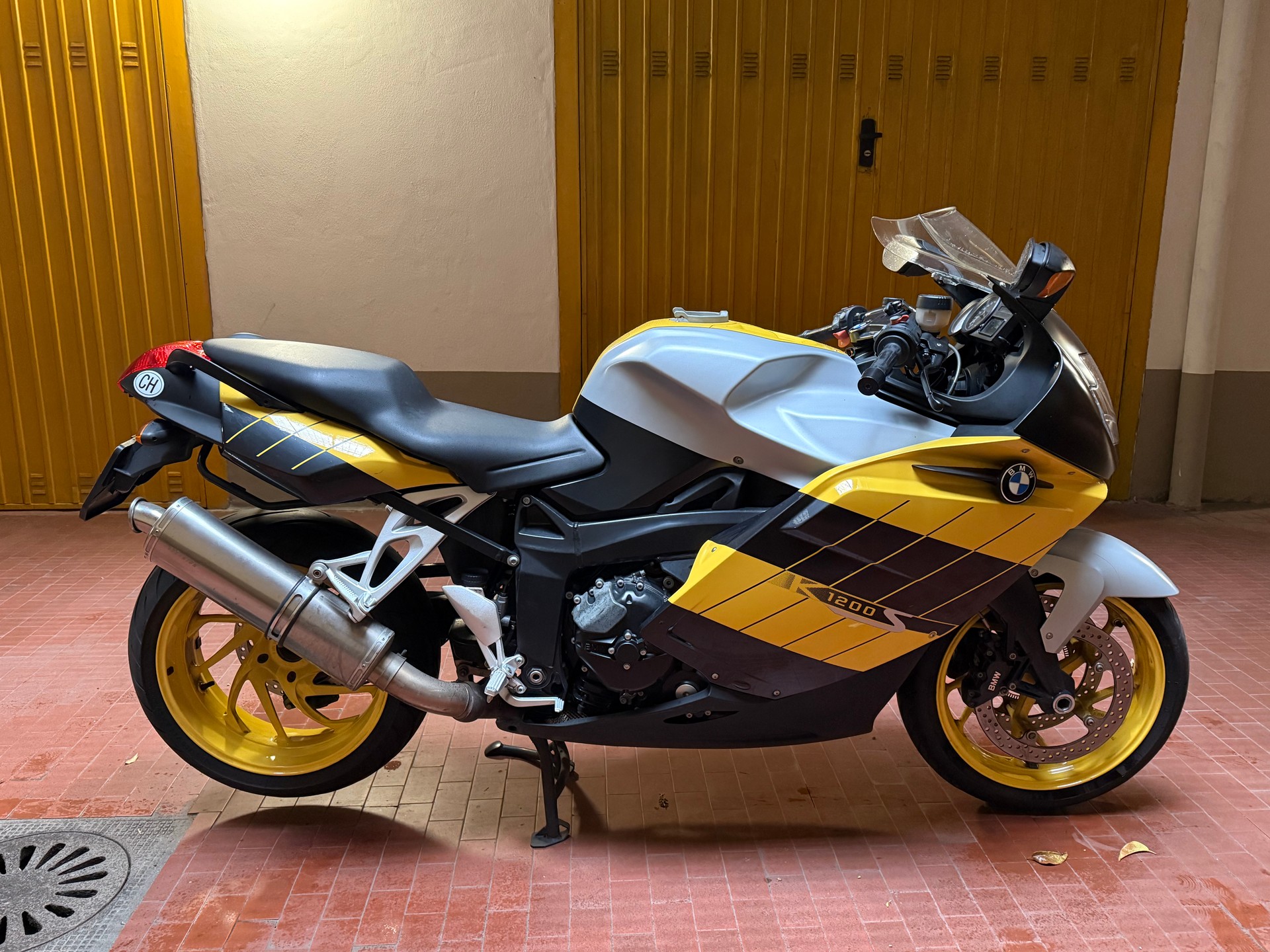 BMW K 1200 S-image-0