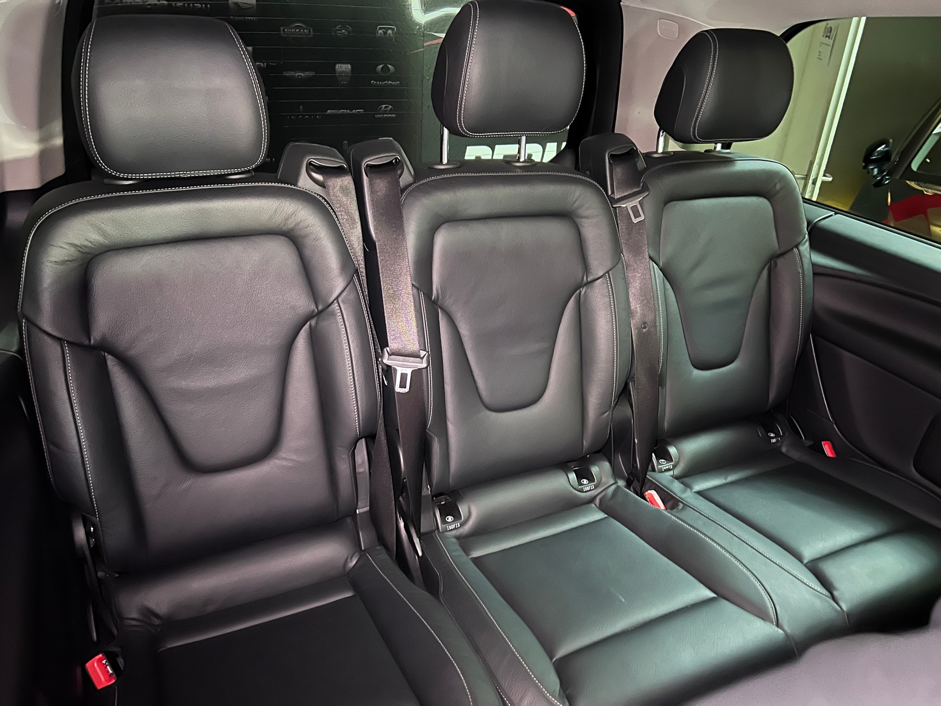 MERCEDES-BENZ V 250 d Avantgarde lang 7G-Tronic-image-12