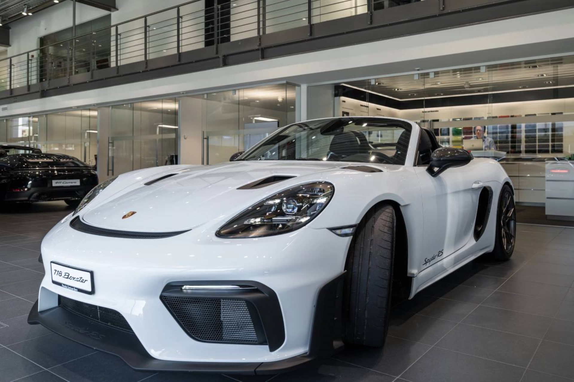 PORSCHE 718 Spyder RS-image-7