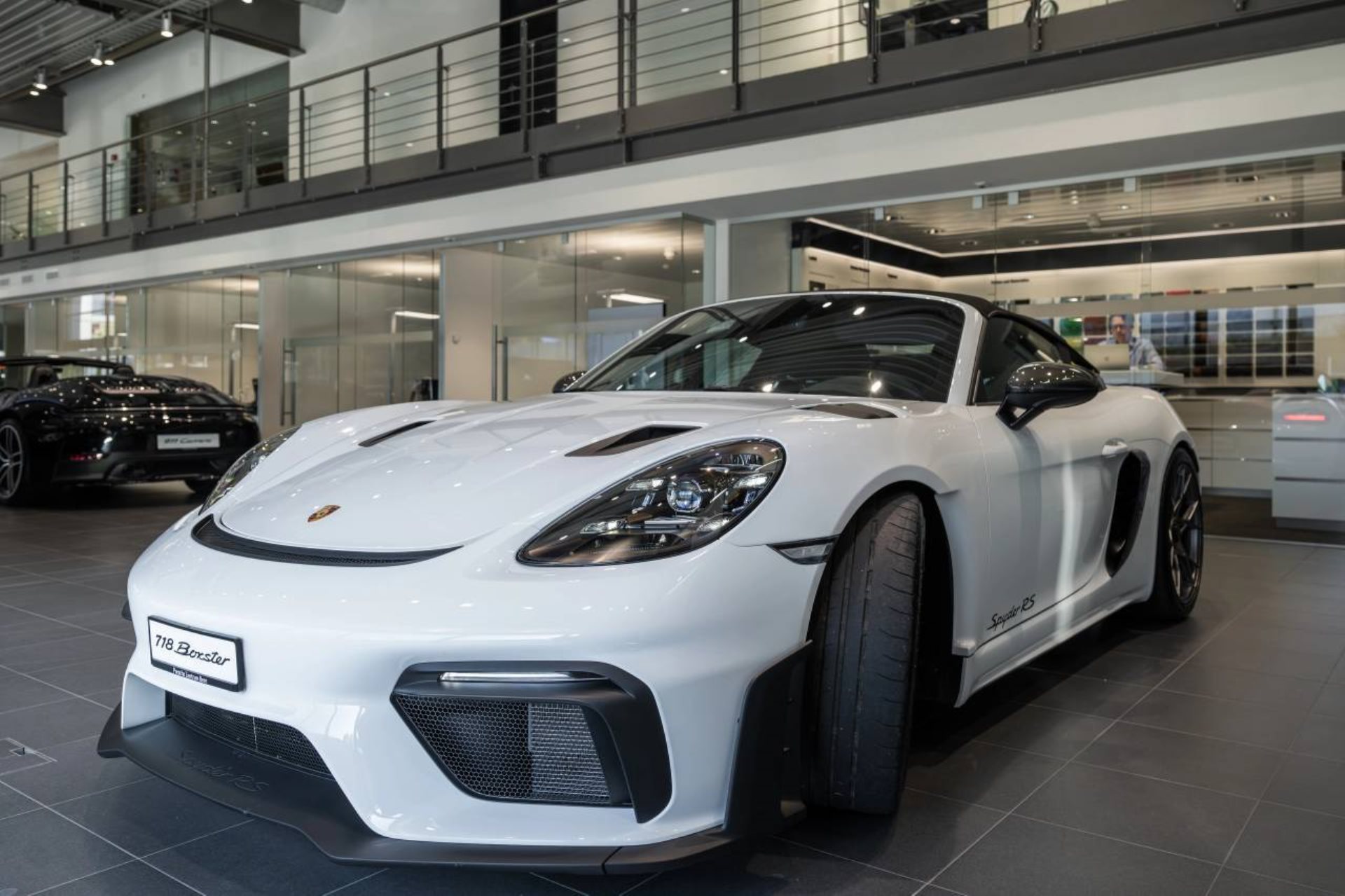 PORSCHE 718 Spyder RS-image-15