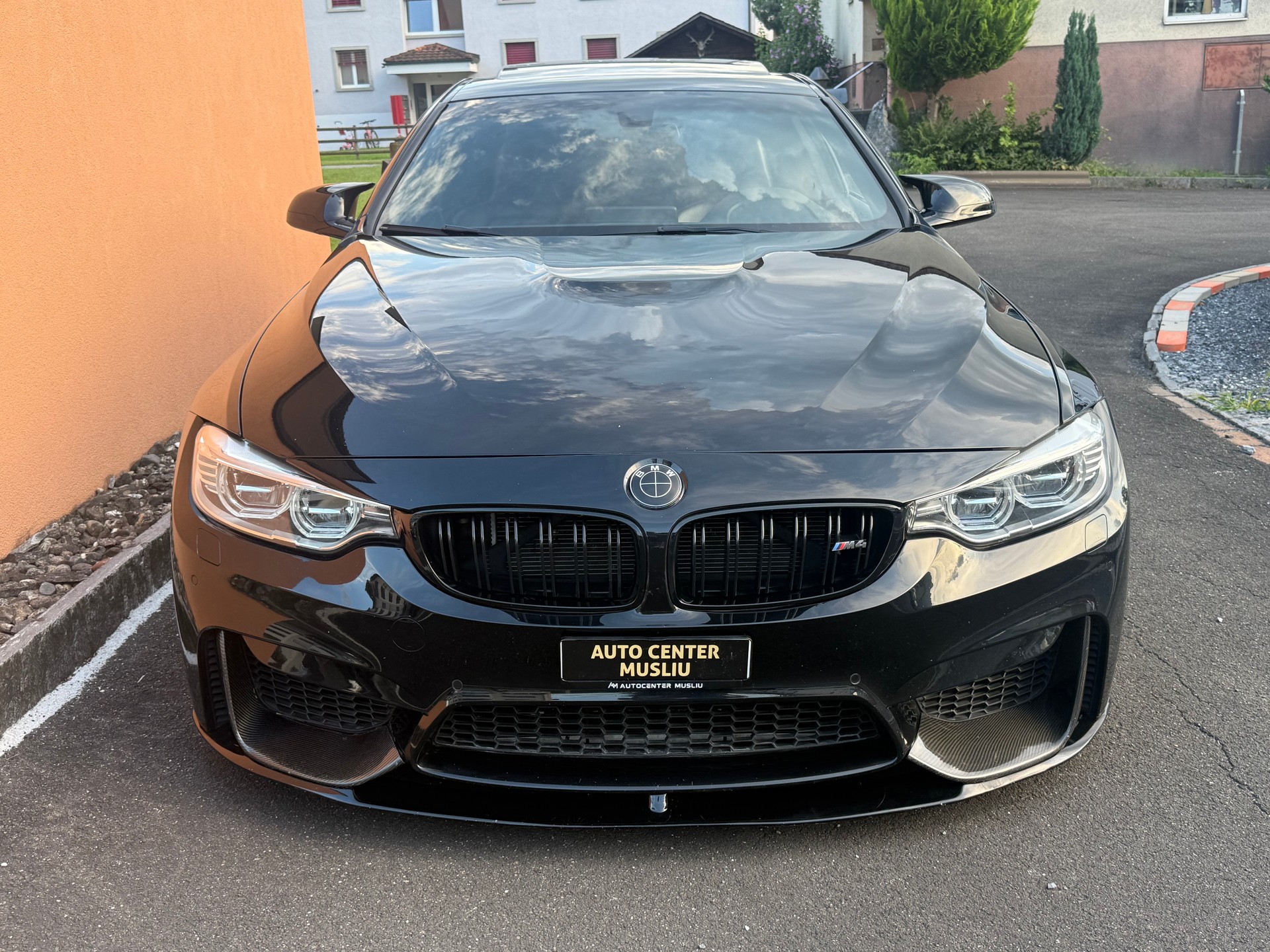 BMW M4 Coupé DKG