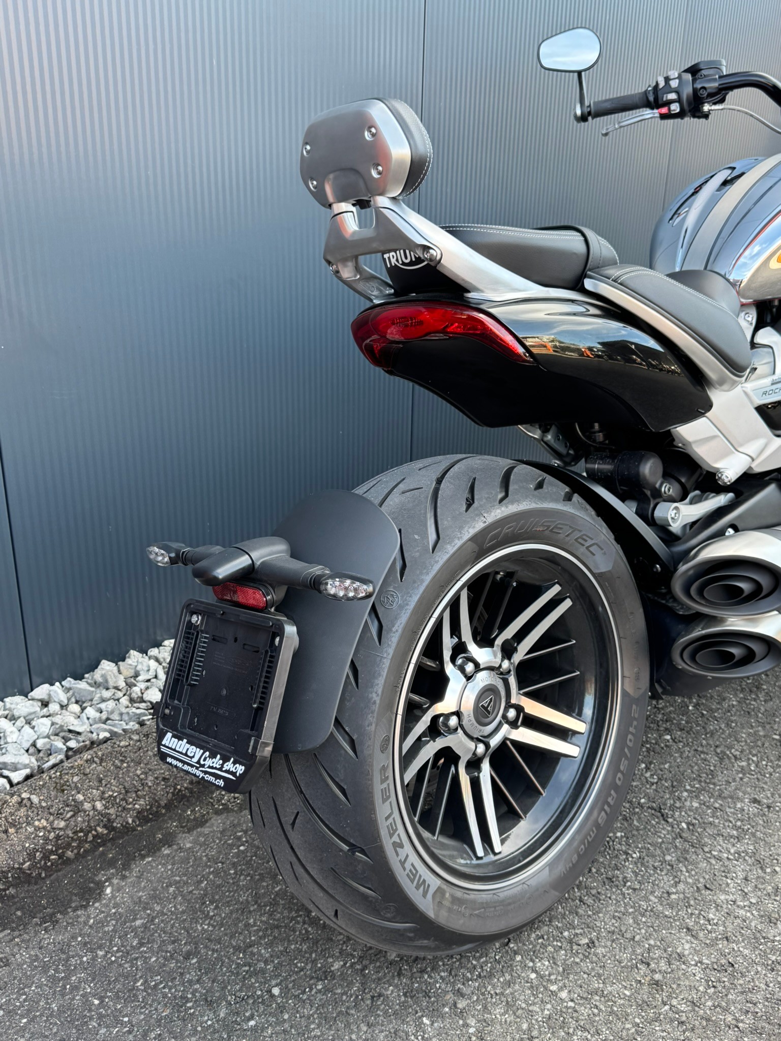 TRIUMPH Rocket 3 GT Special Edition-image-8