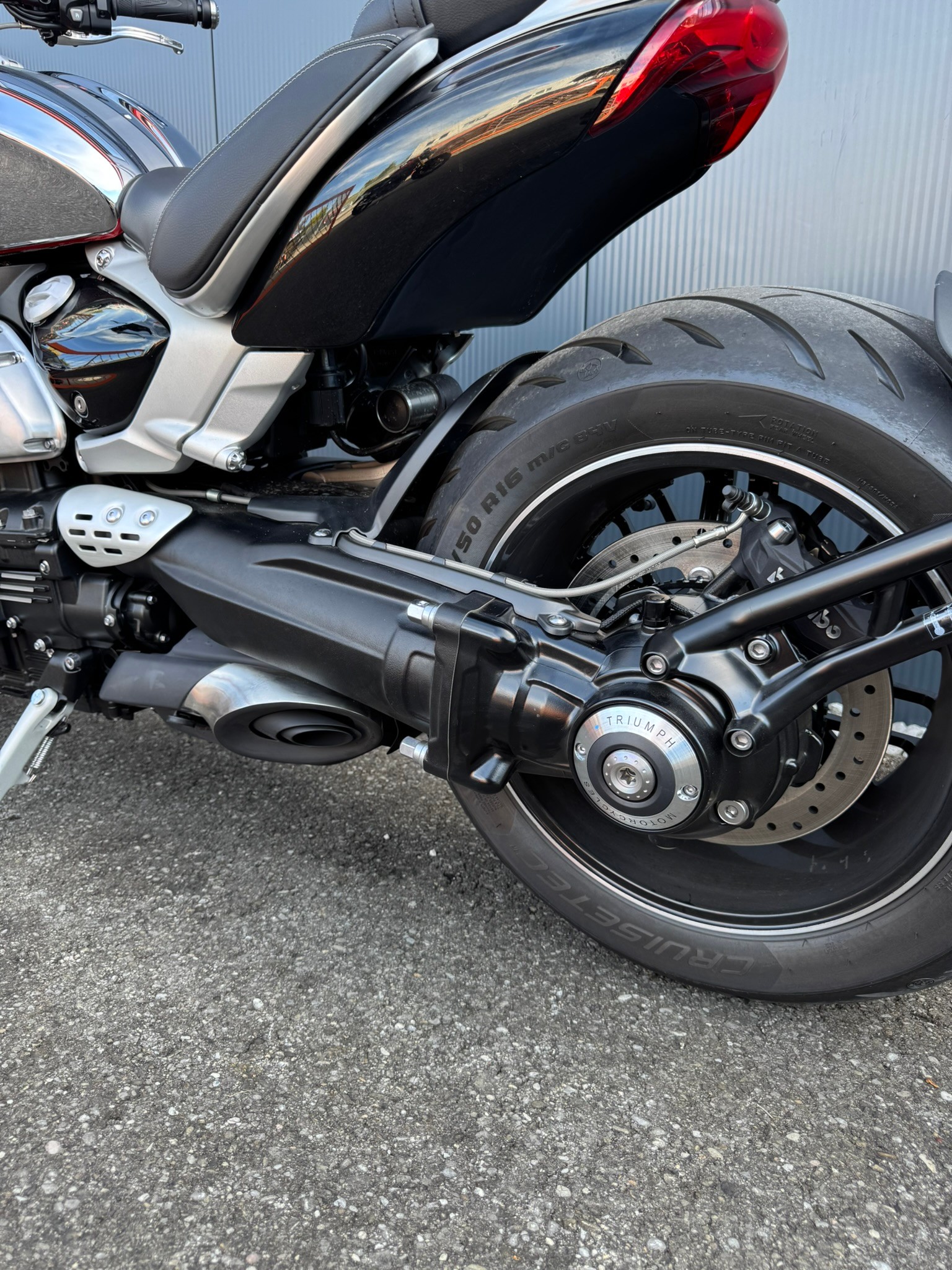TRIUMPH Rocket 3 GT Special Edition-image-9