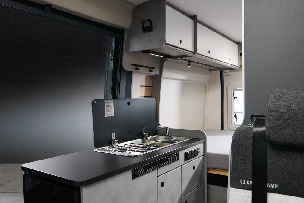 PEUGEOT Boxer ADVTR 5.4 DF 3.5t L2H2 2.2BlueHDi 140 CROSSCAMP-image-7