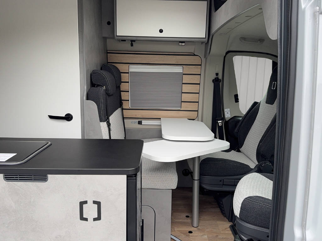 PEUGEOT Boxer ADVTR 5.4 DF 3.5t L2H2 2.2BlueHDi 140 CROSSCAMP-image-4