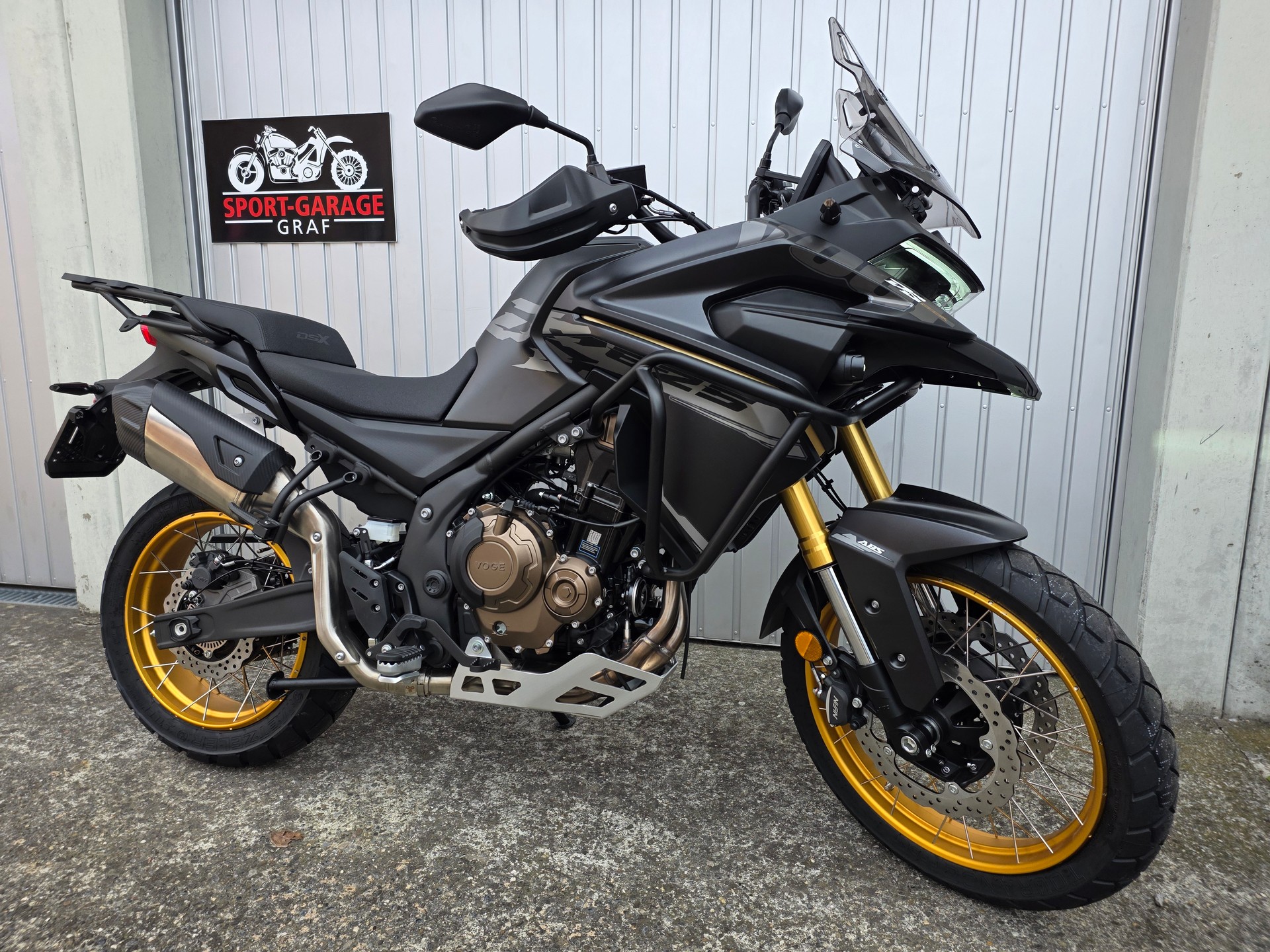 VOGE Voge 625 DSX Black Knight