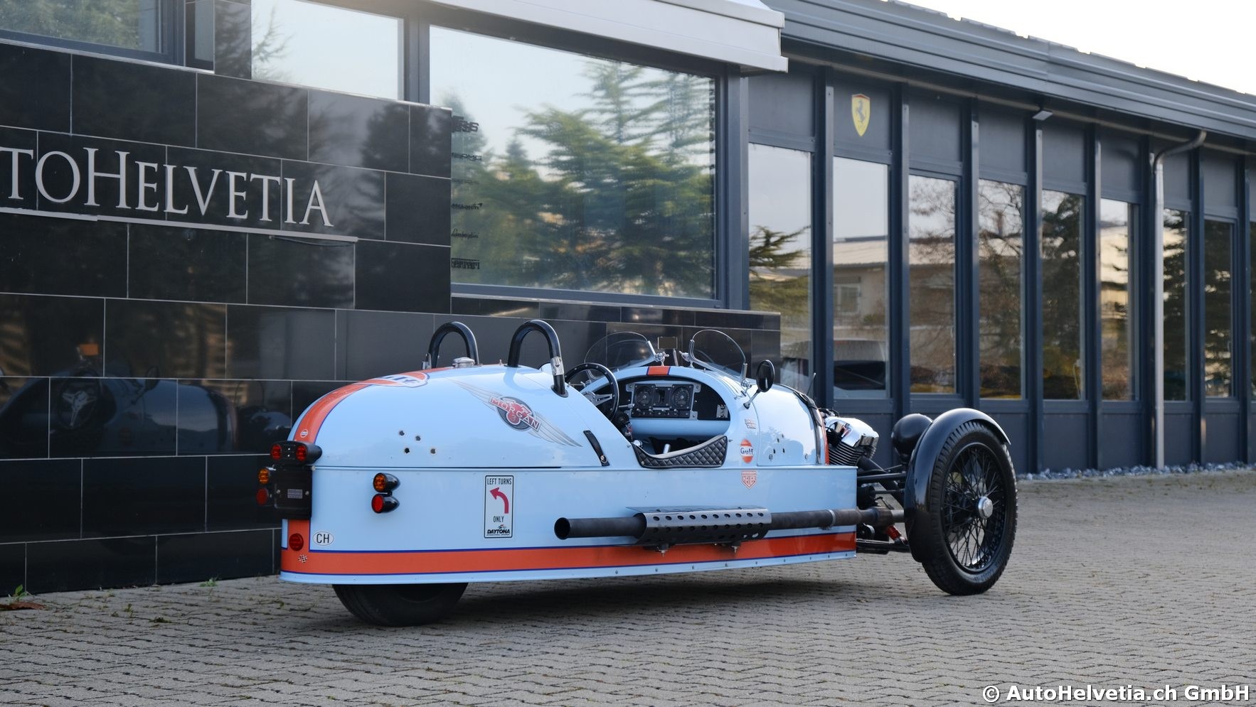 MORGAN THREEWHEELER - Gulf Edition-image-5