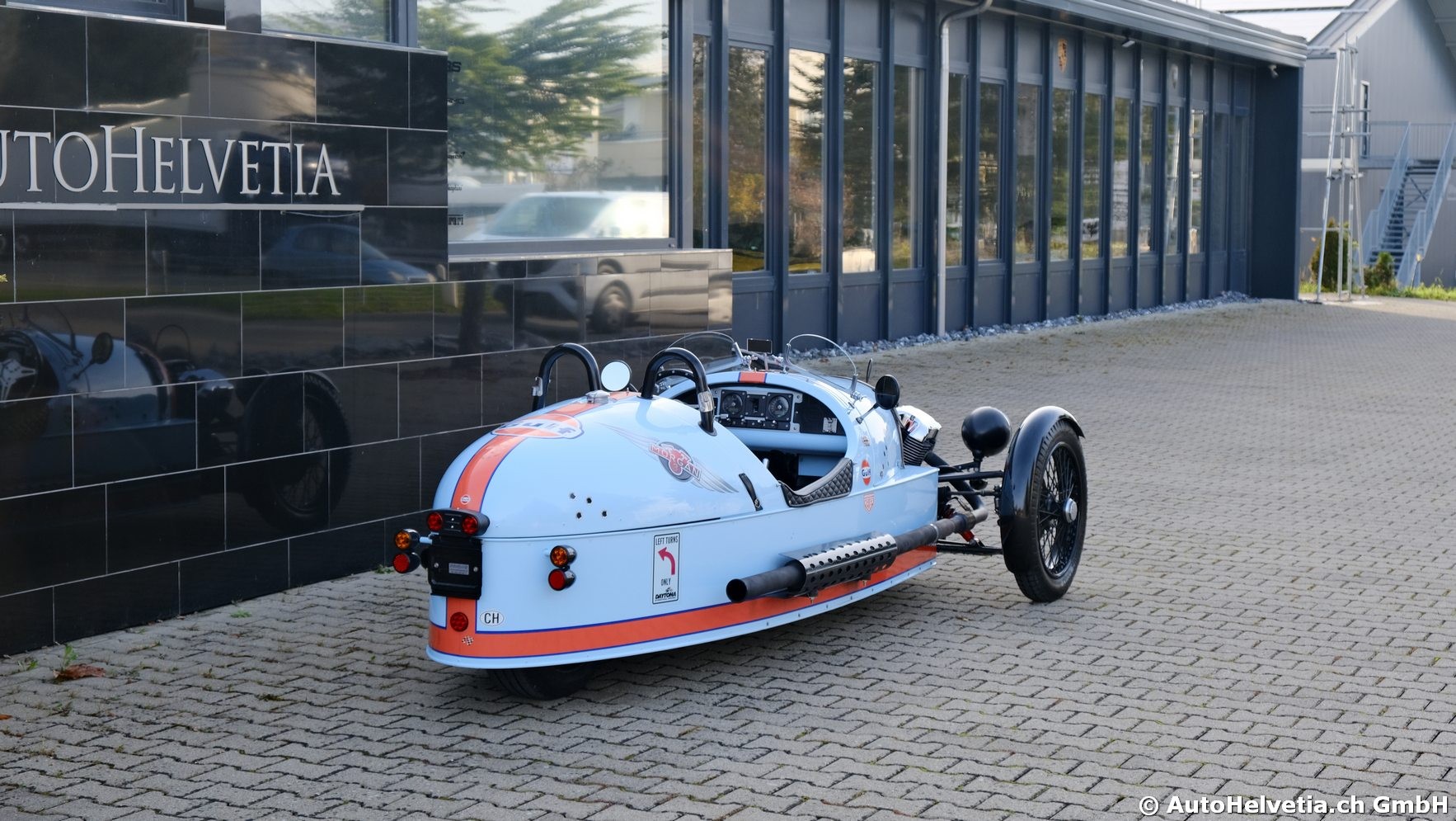 MORGAN THREEWHEELER - Gulf Edition-image-7