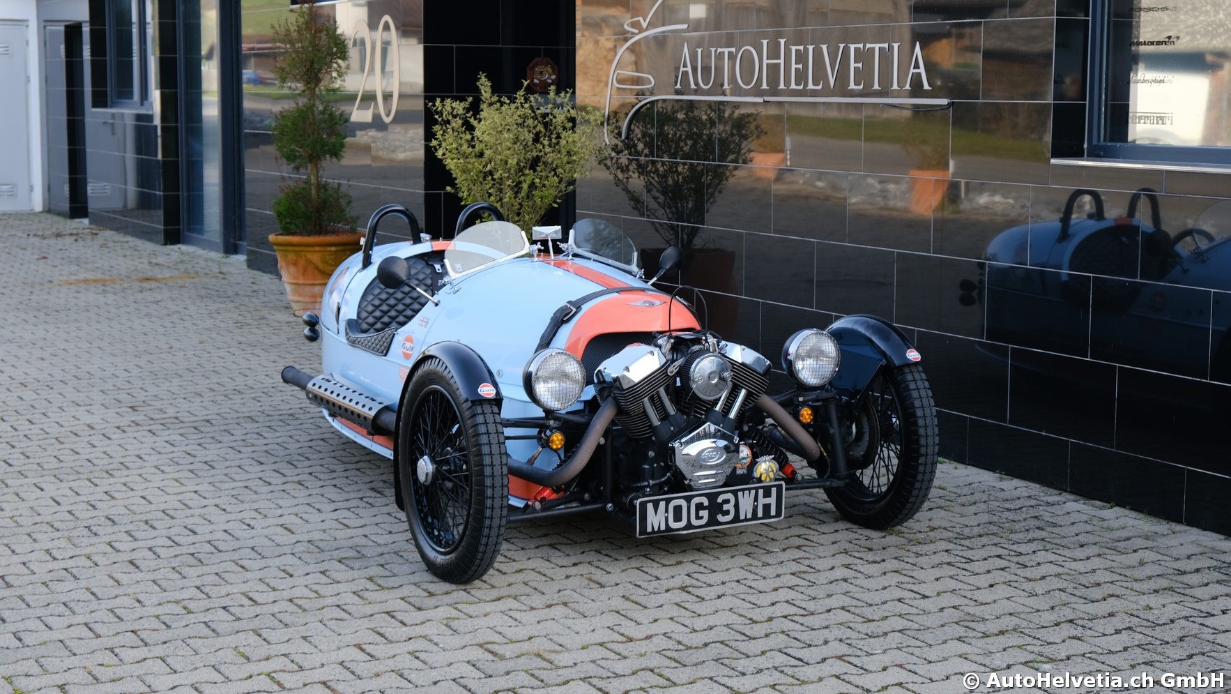 MORGAN THREEWHEELER - Gulf Edition-image-18