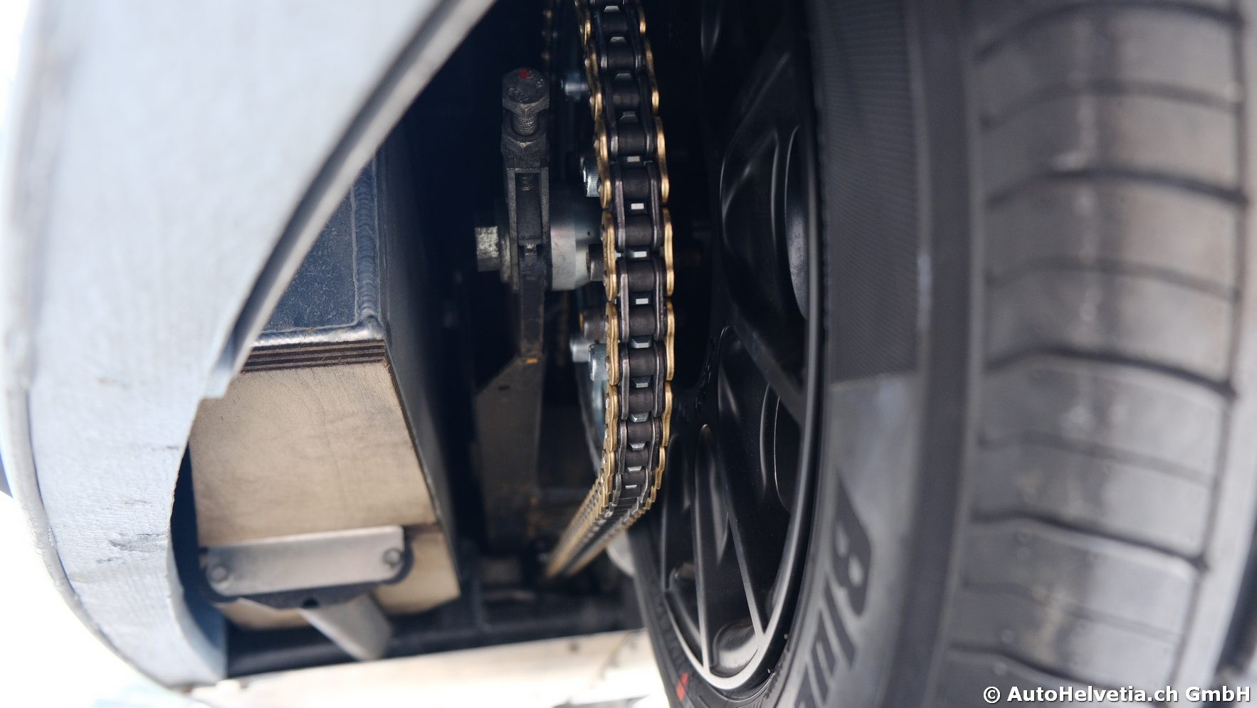 MORGAN THREEWHEELER - Gulf Edition-image-10