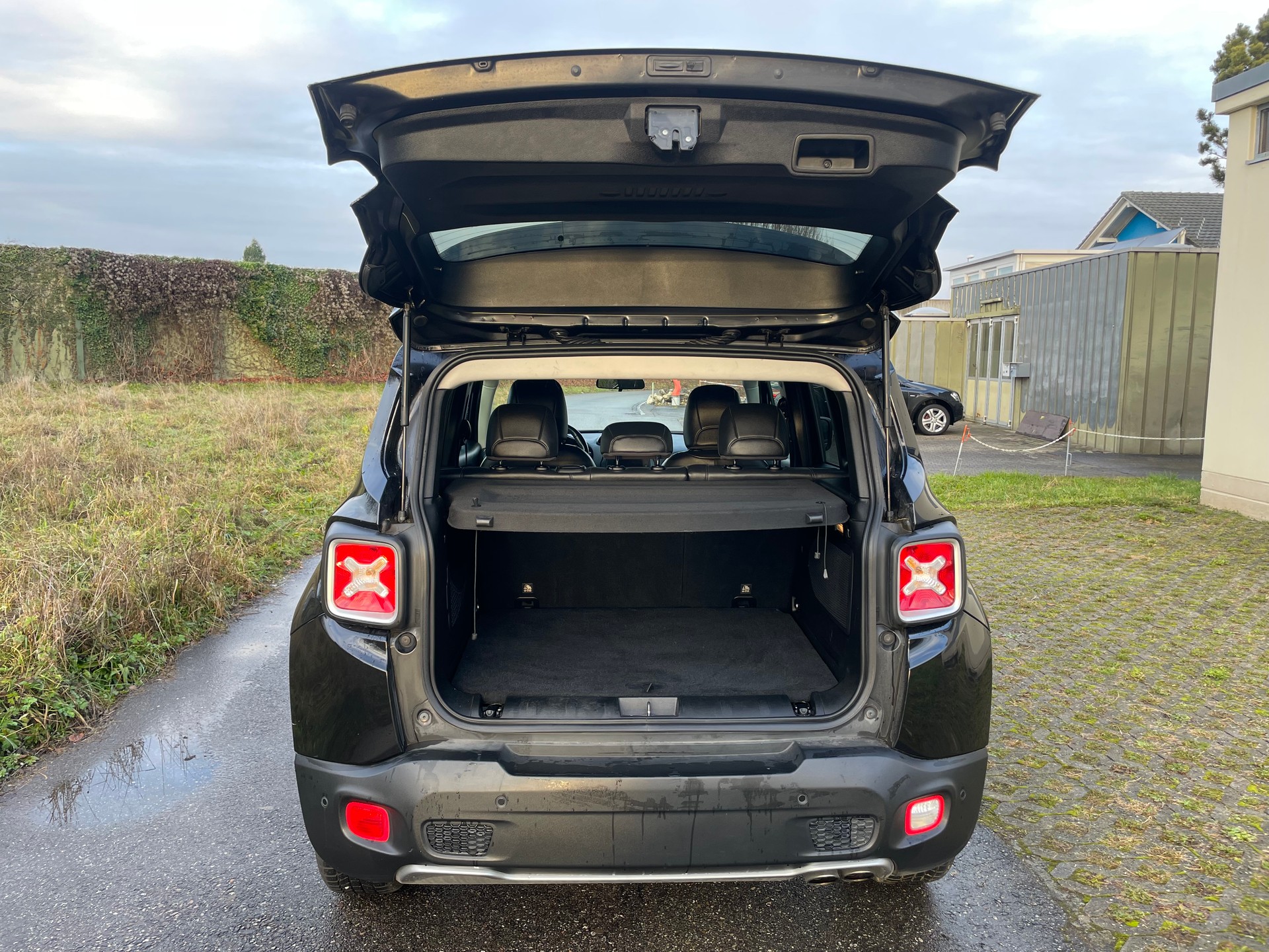 JEEP Renegade 2.0 CRD Limited AWD + Low Range 9ATX-image-9