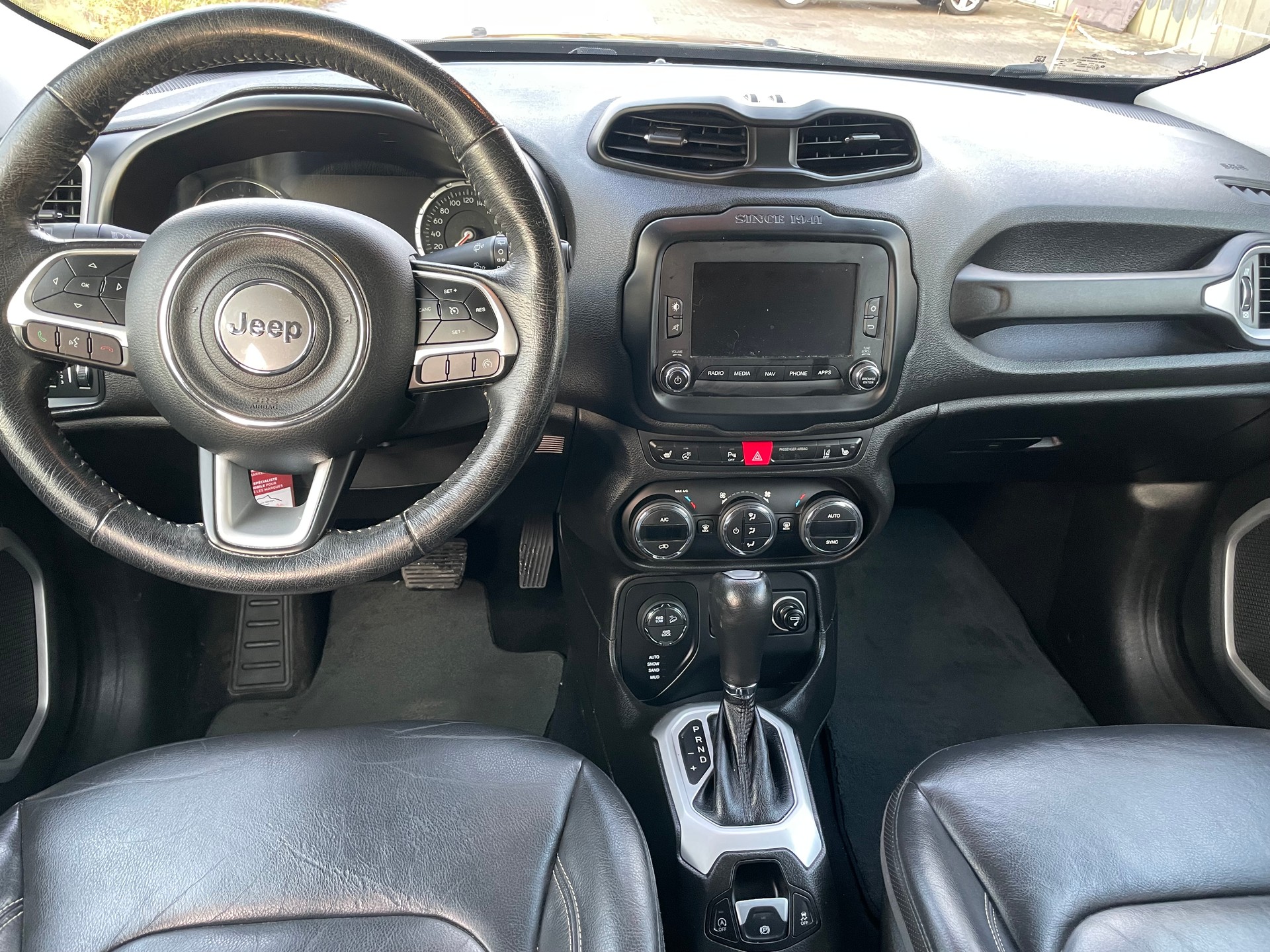 JEEP Renegade 2.0 CRD Limited AWD + Low Range 9ATX-image-10