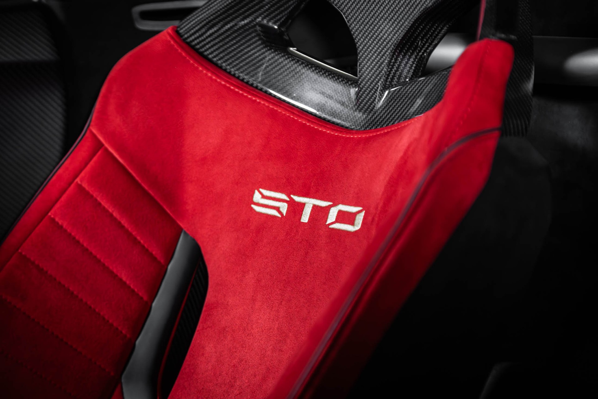 LAMBORGHINI Huracan STO Coupé DCT RWD-image-26