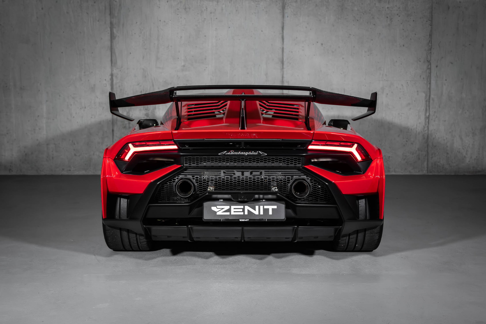 LAMBORGHINI Huracan STO Coupé DCT RWD-image-17