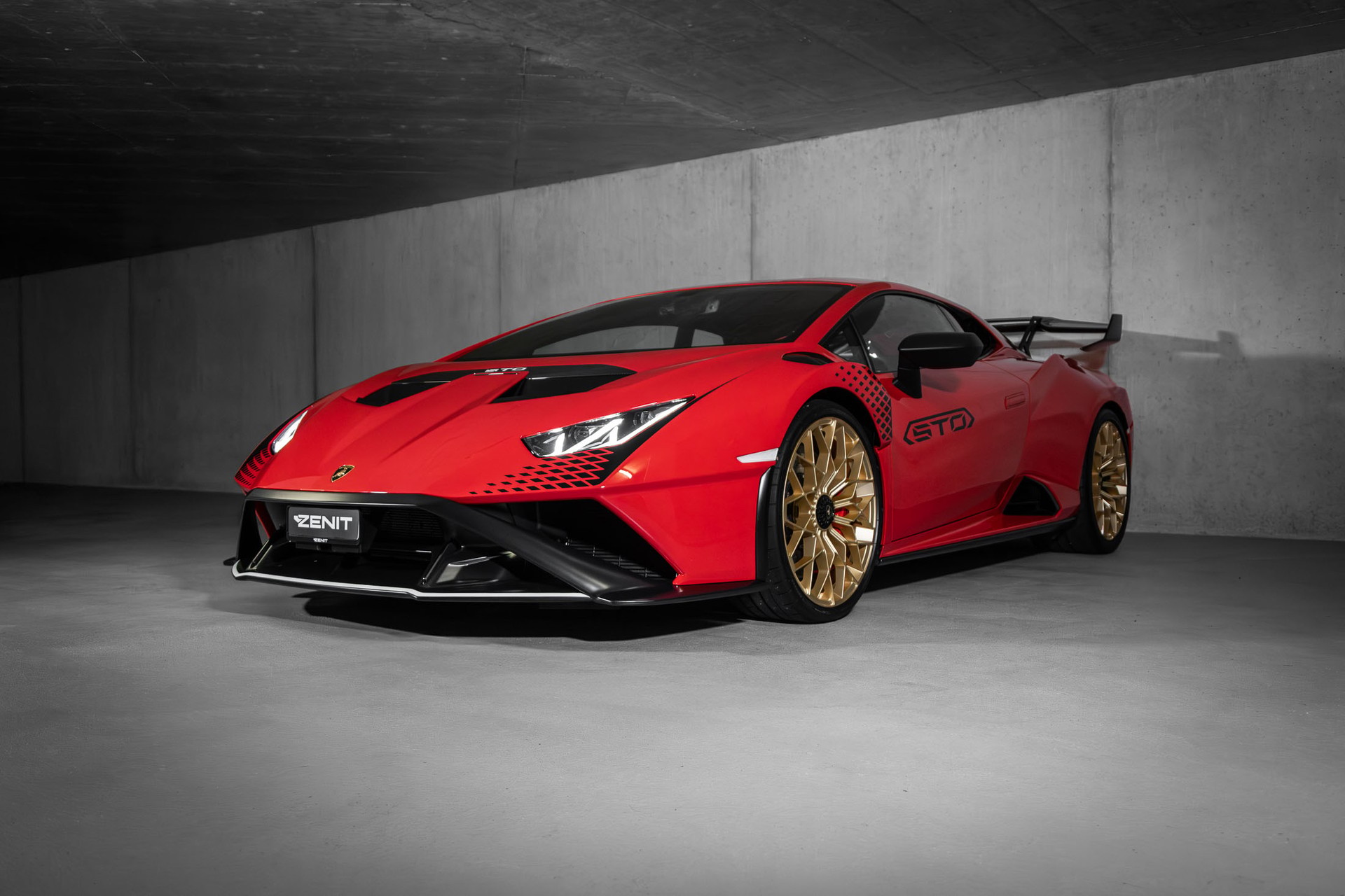 LAMBORGHINI Huracan STO Coupé DCT RWD-image-9