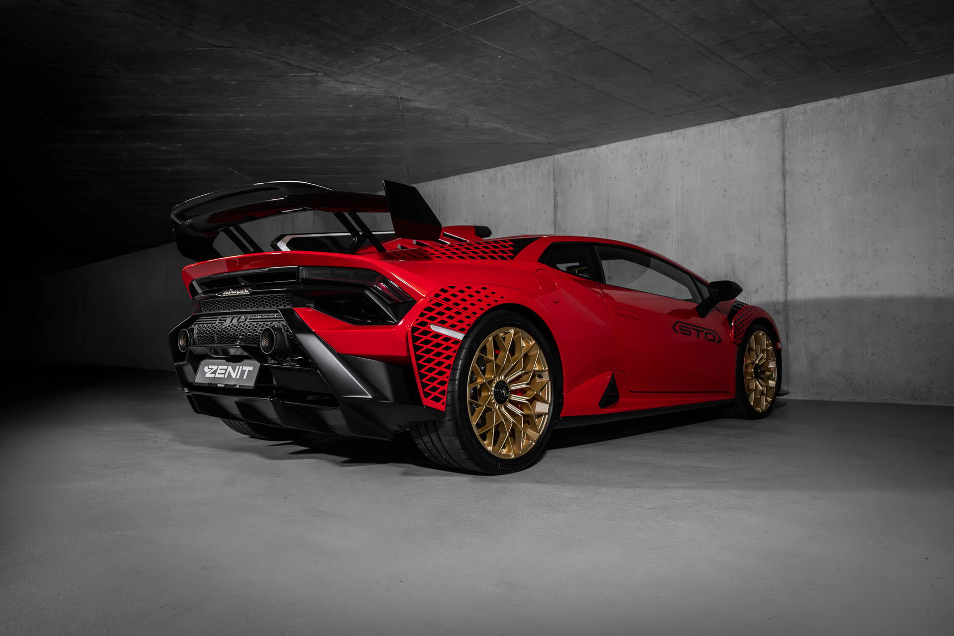 LAMBORGHINI Huracan STO Coupé DCT RWD-image-20
