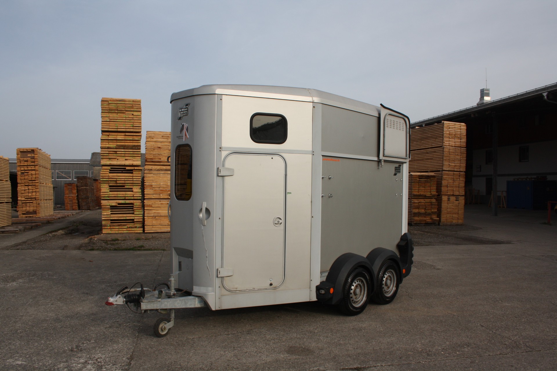 IFOR Williams HB506