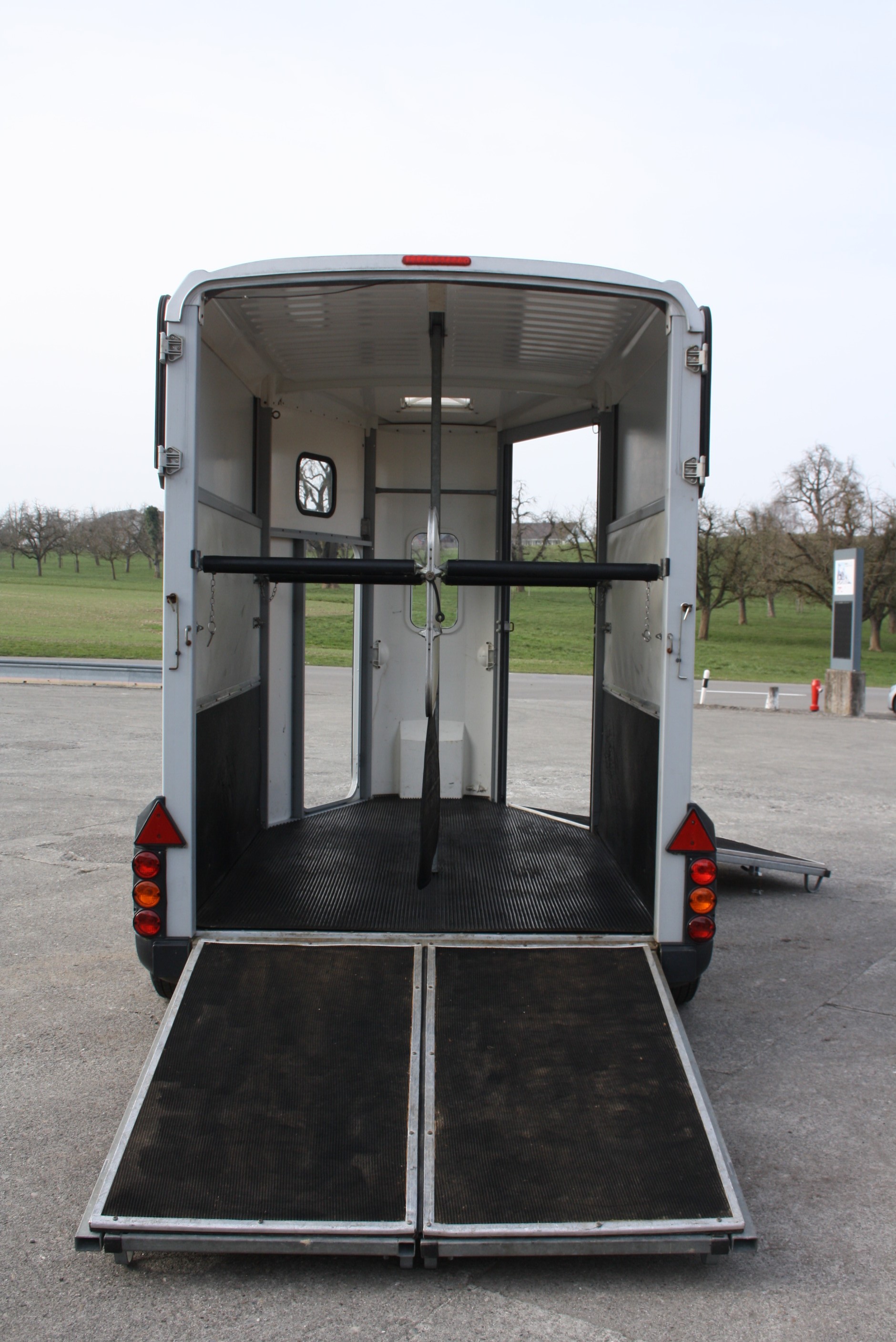 IFOR Williams HB506-image-8