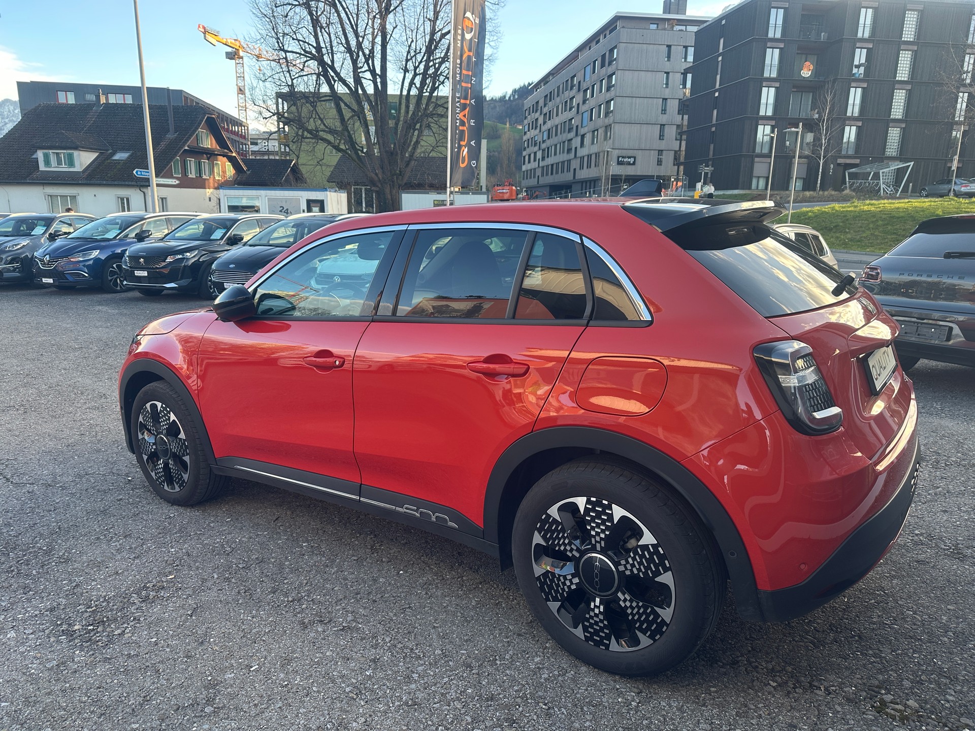 FIAT 600h MildHybrid La Prima-showroom-element-3