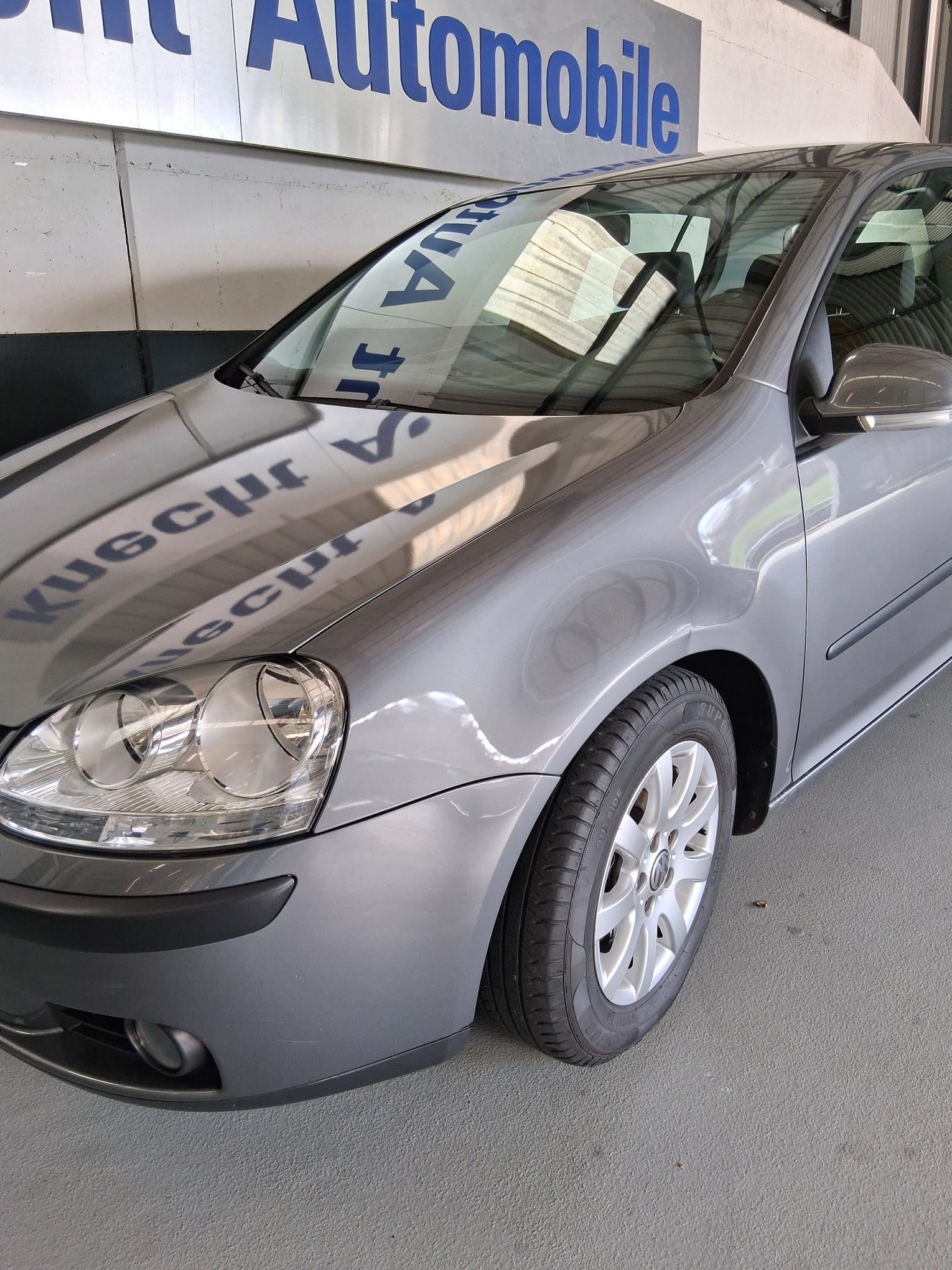 VW Golf 2.0 FSI Automat Comfortline-image-5