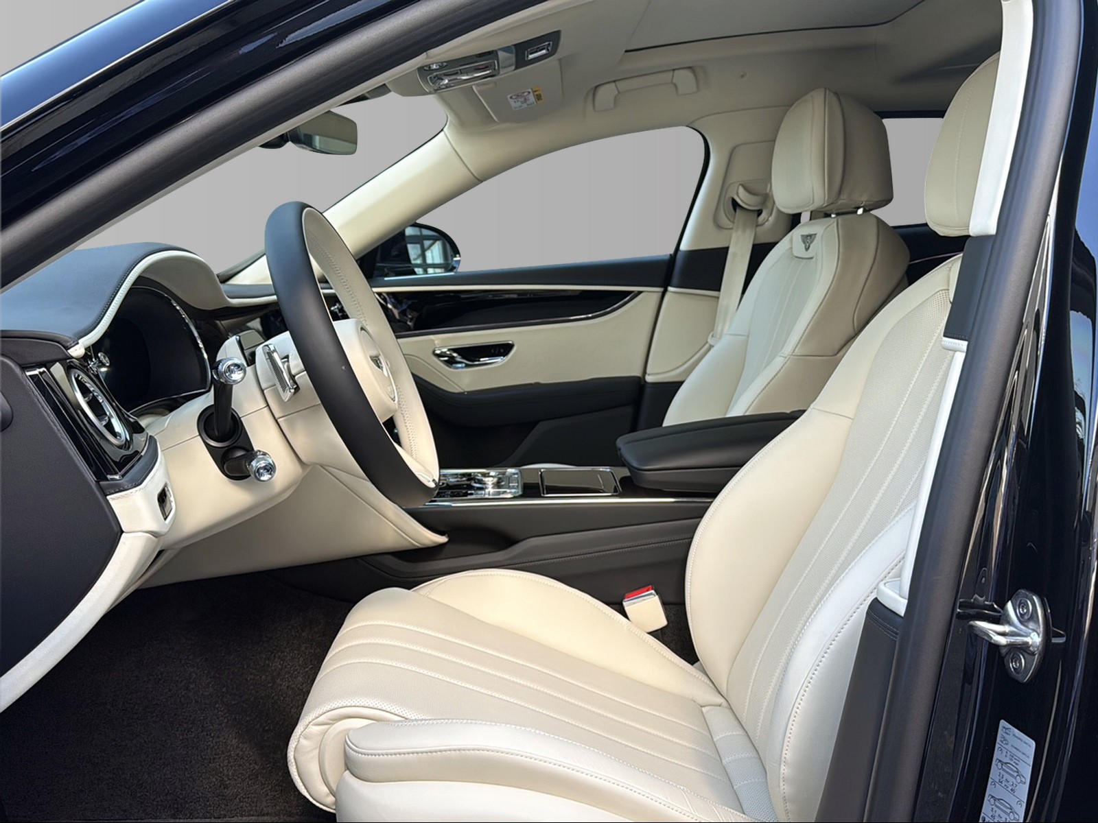 BENTLEY Flying Spur V8 Hybrid-image-4