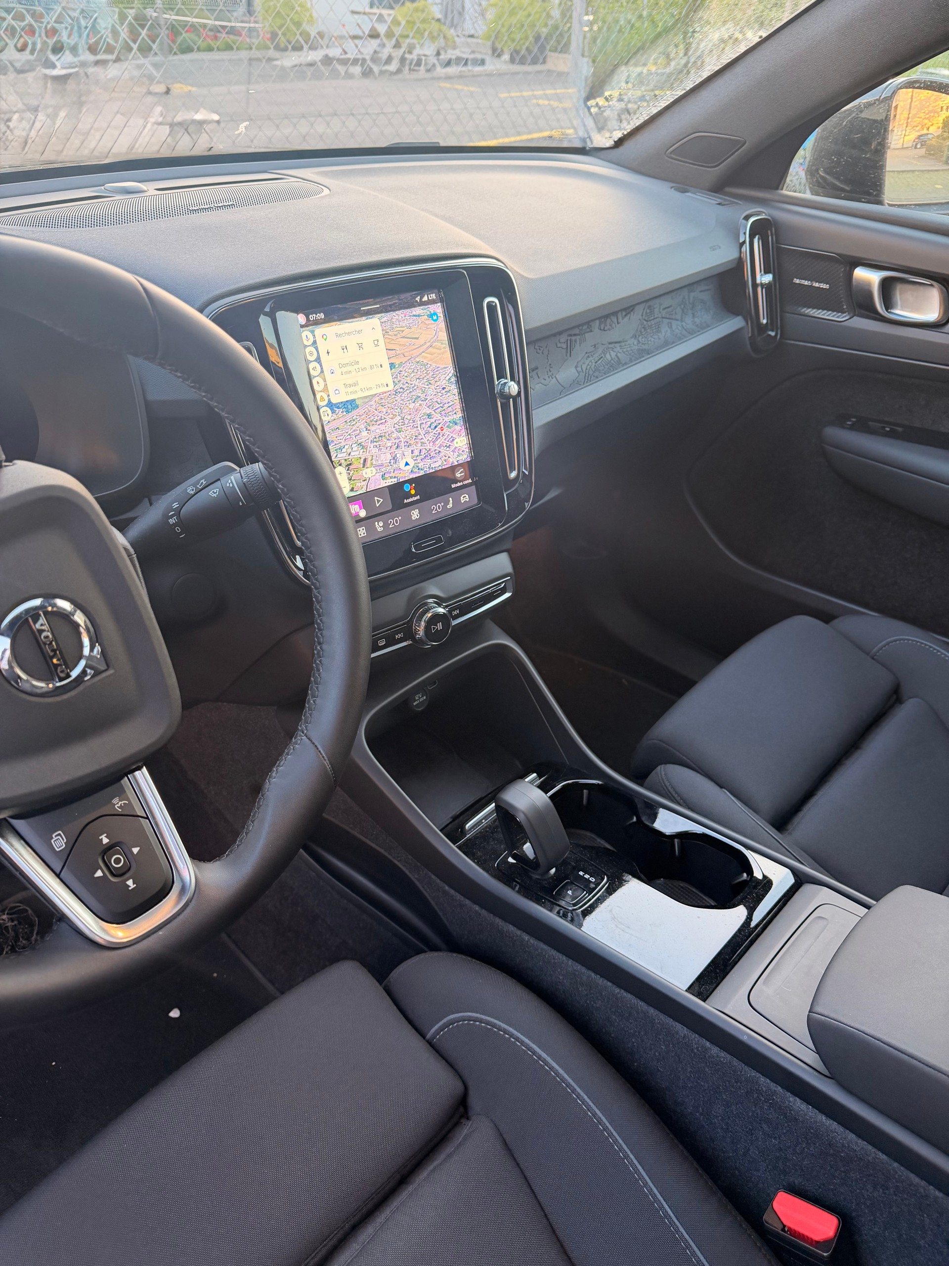 VOLVO C40 Recharge E80 82kWh Twin AWD Pure Electric Ultimate-image-3