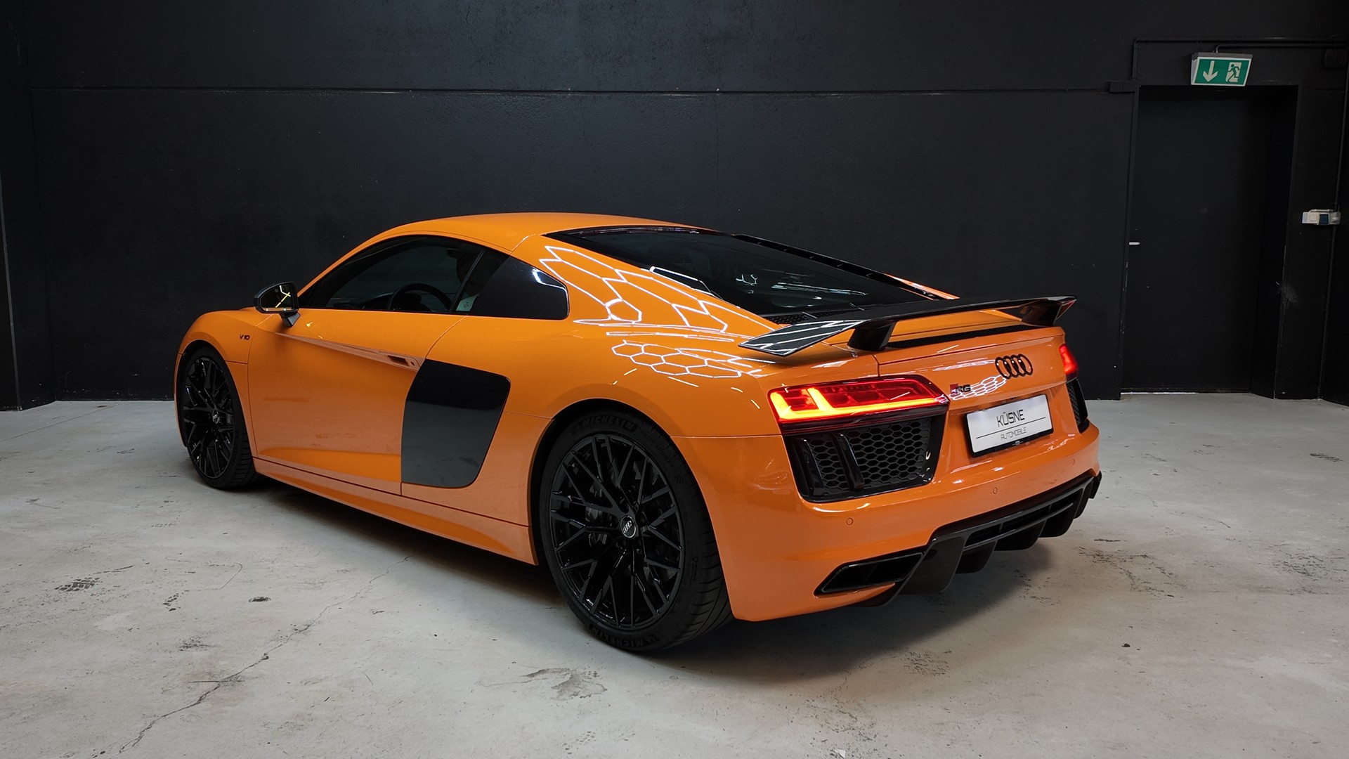 AUDI R8 Coupé 5.2 plus S-Tronic-showroom-element-3