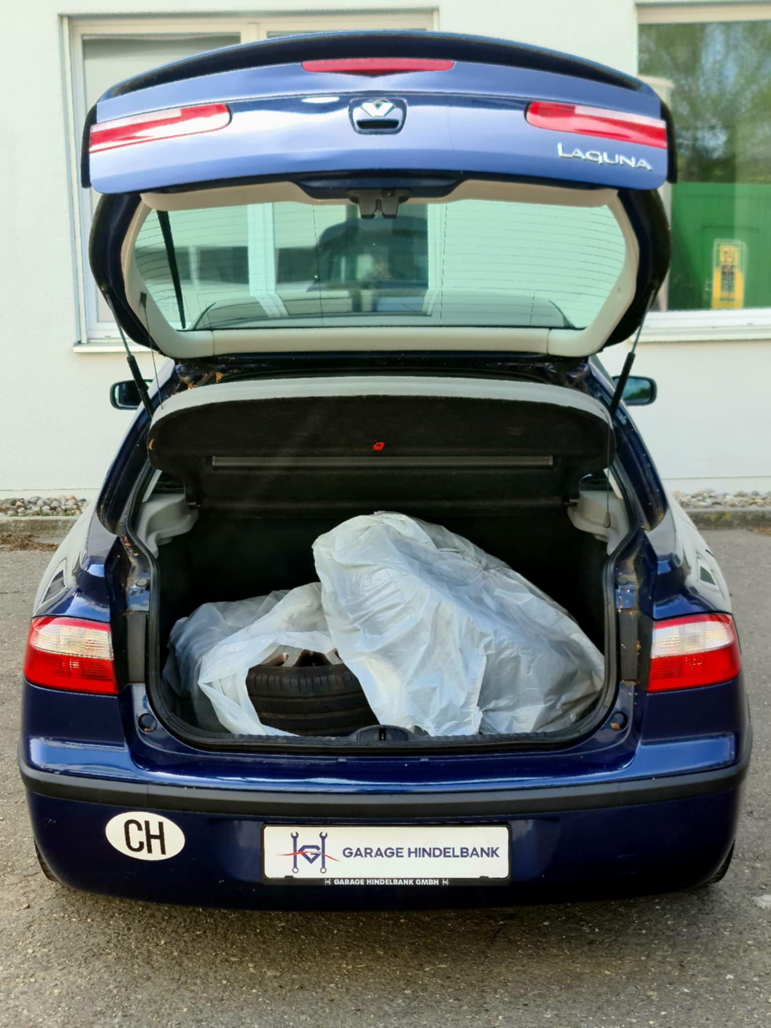 RENAULT Laguna 3.0 V6 24V Initiale Automatic-image-9