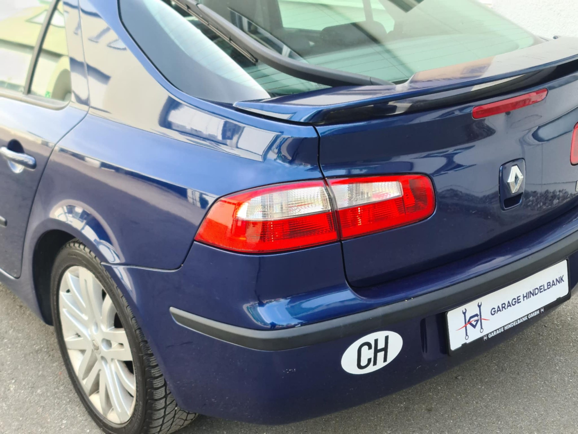 RENAULT Laguna 3.0 V6 24V Initiale Automatic-image-7