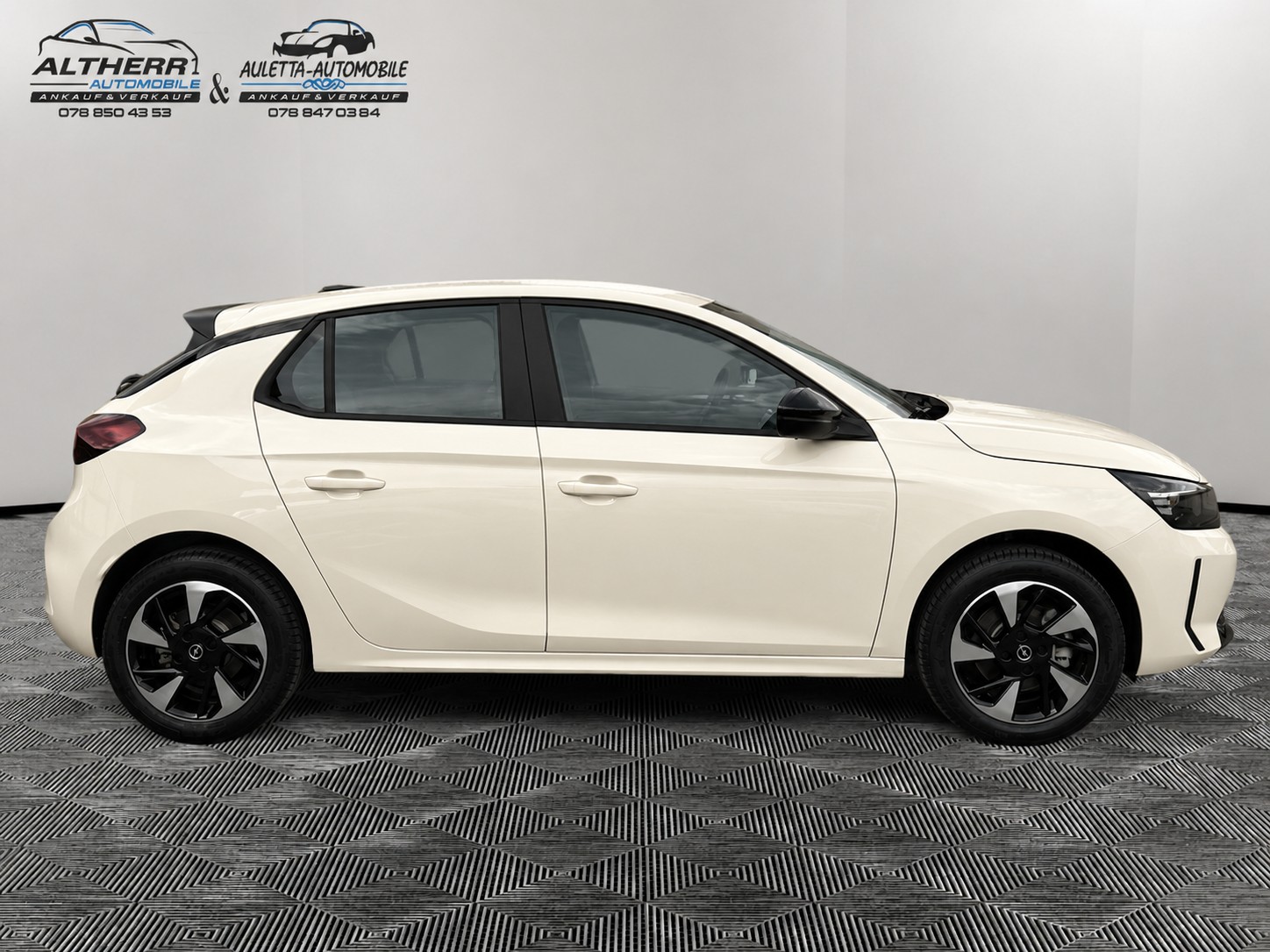 OPEL Corsa e- 50kWh Edition-showroom-element-3