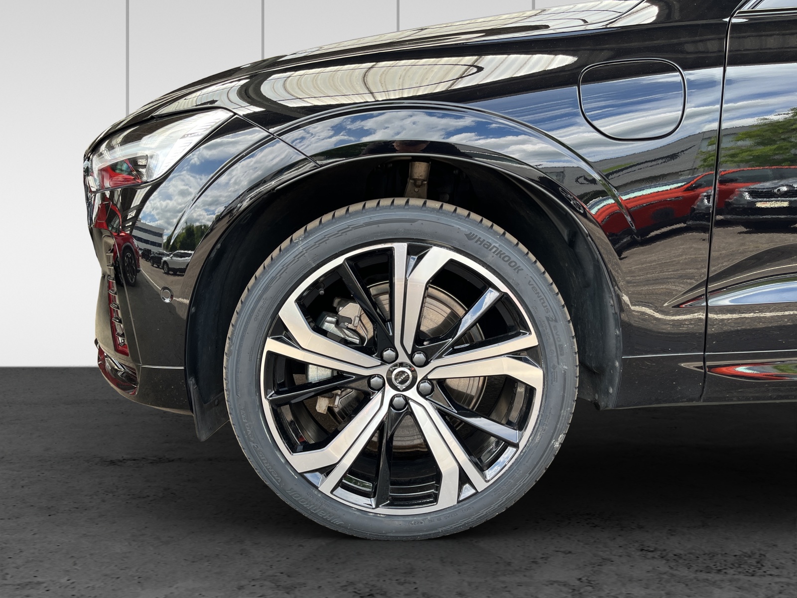 VOLVO XC60 T6 eAWD PluginHybrid Ultimate Dark Geartronic-image-13