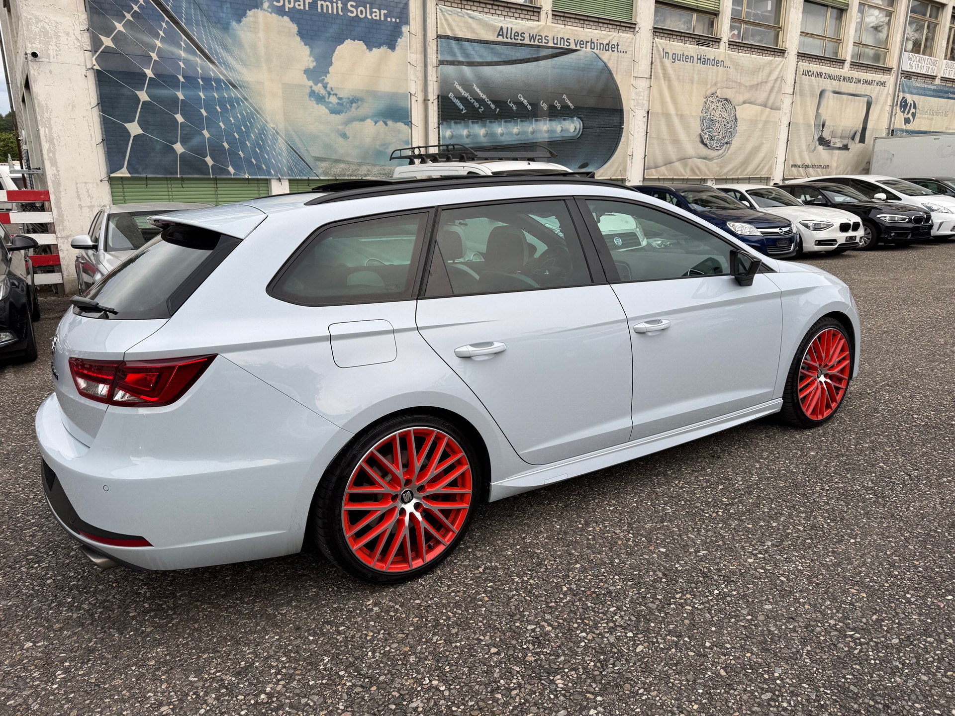 SEAT Leon ST 2.0 TSI Cupra 280 DSG-image-3