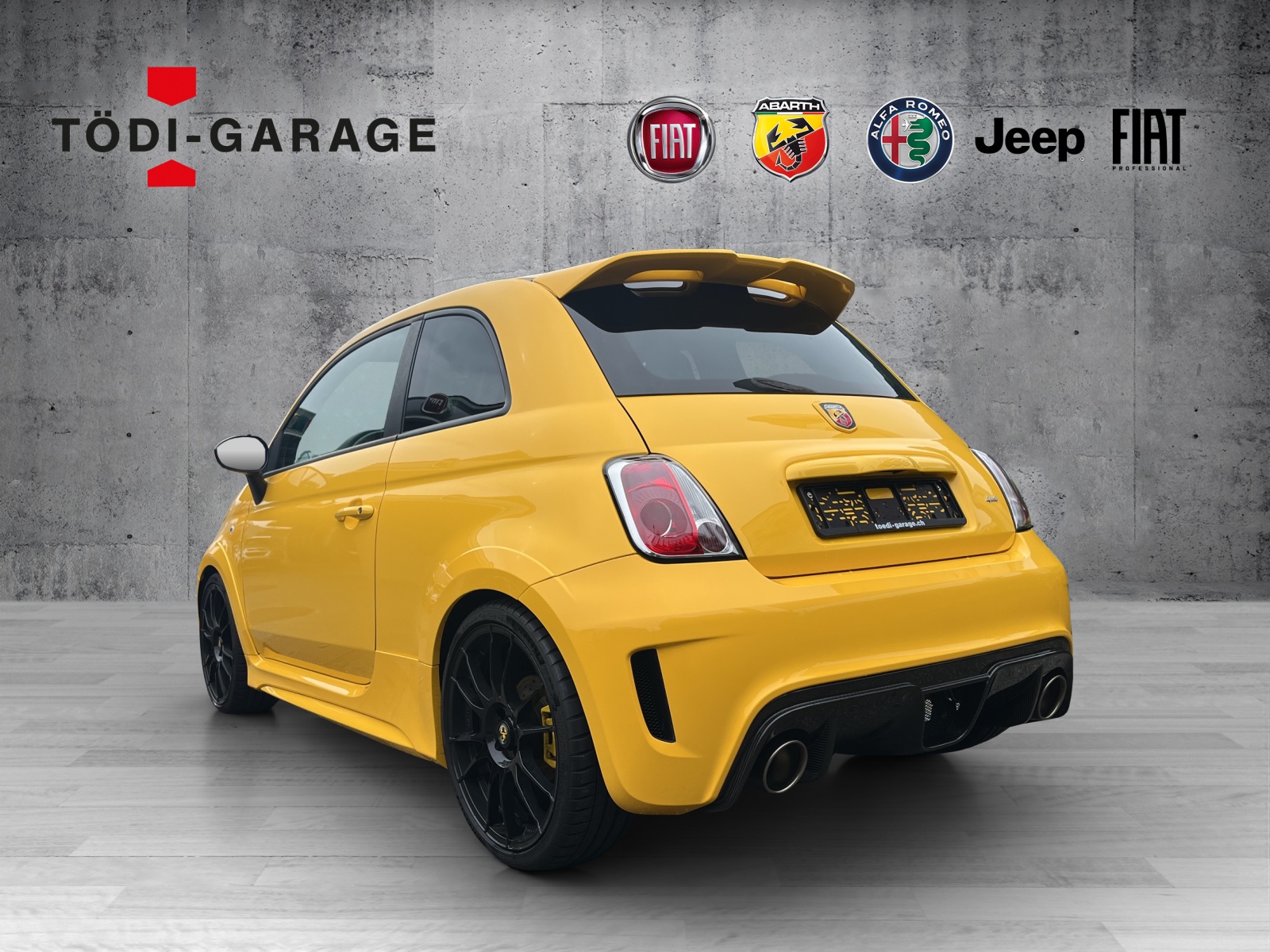 FIAT 695 Abarth 1.4 T-Jet 190 Biposto Record-showroom-element-3