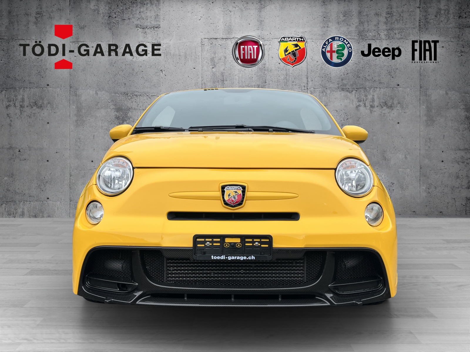 FIAT 695 Abarth 1.4 T-Jet 190 Biposto Record-showroom-element-1