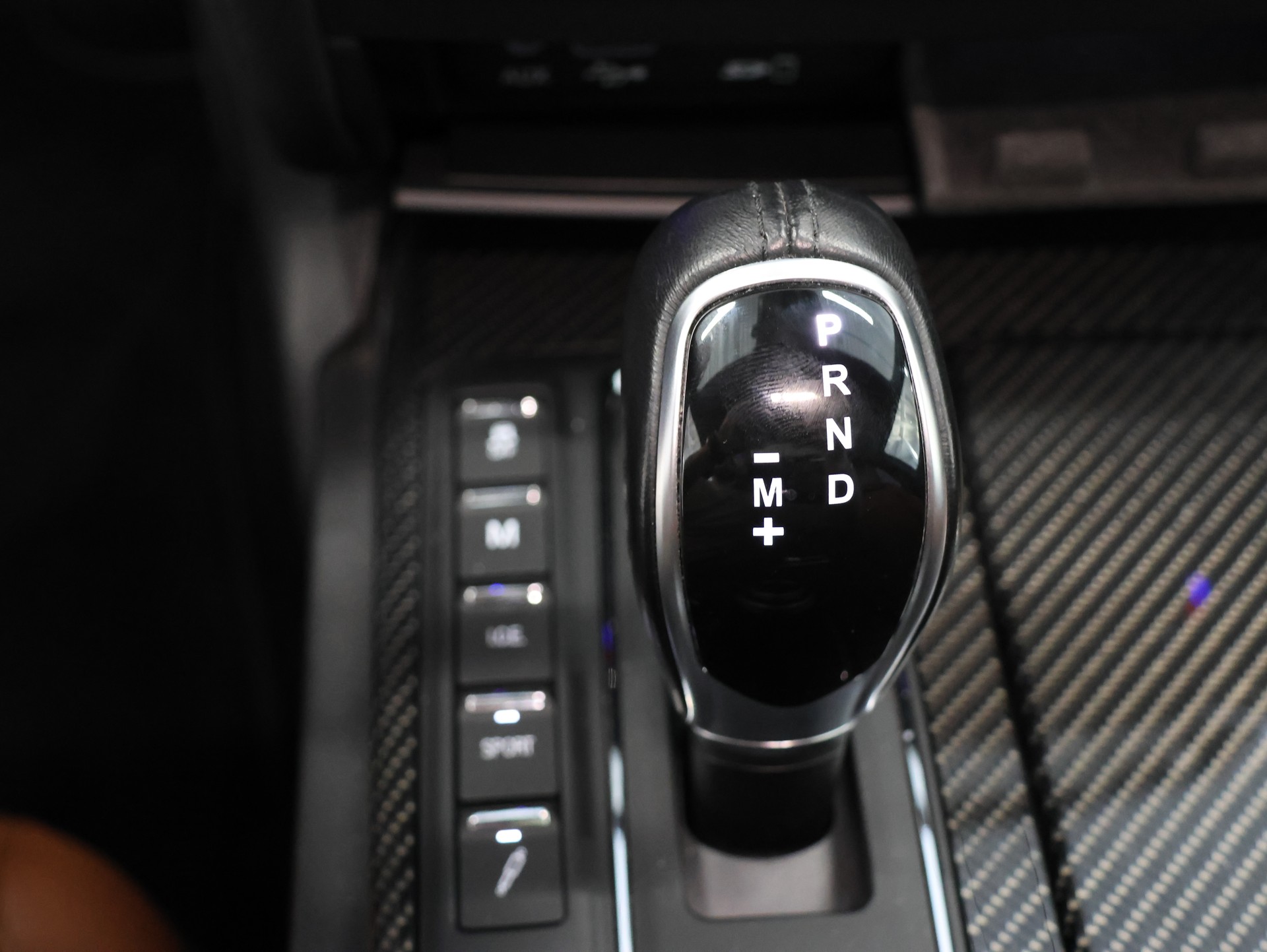 MASERATI Ghibli D 3.0 V6 GranSport Automatica *Panorama*Carbon*Sportsitze*Harman/Kardon*-image-29
