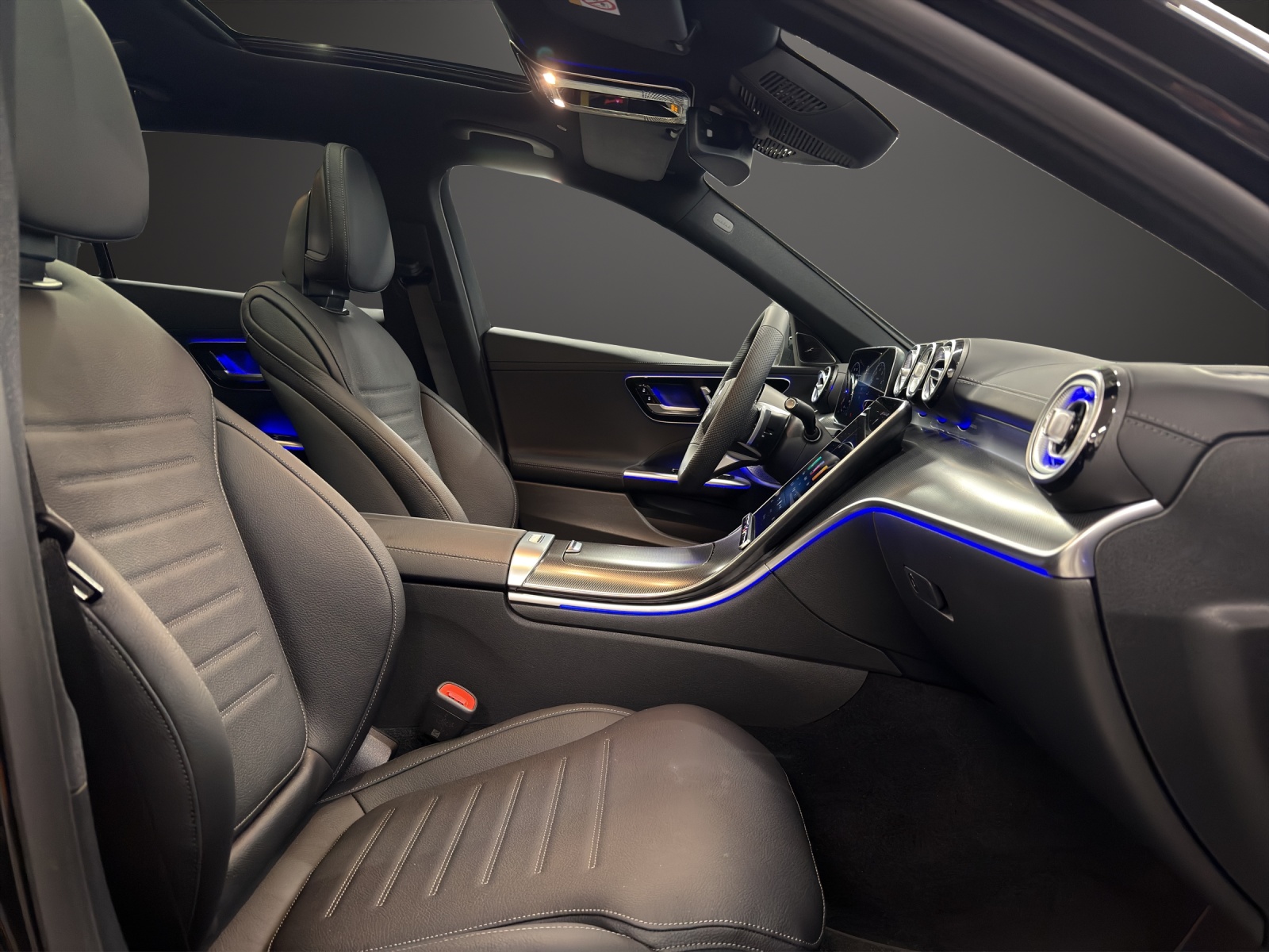MERCEDES-BENZ C 300 T 4 Matic-image-12
