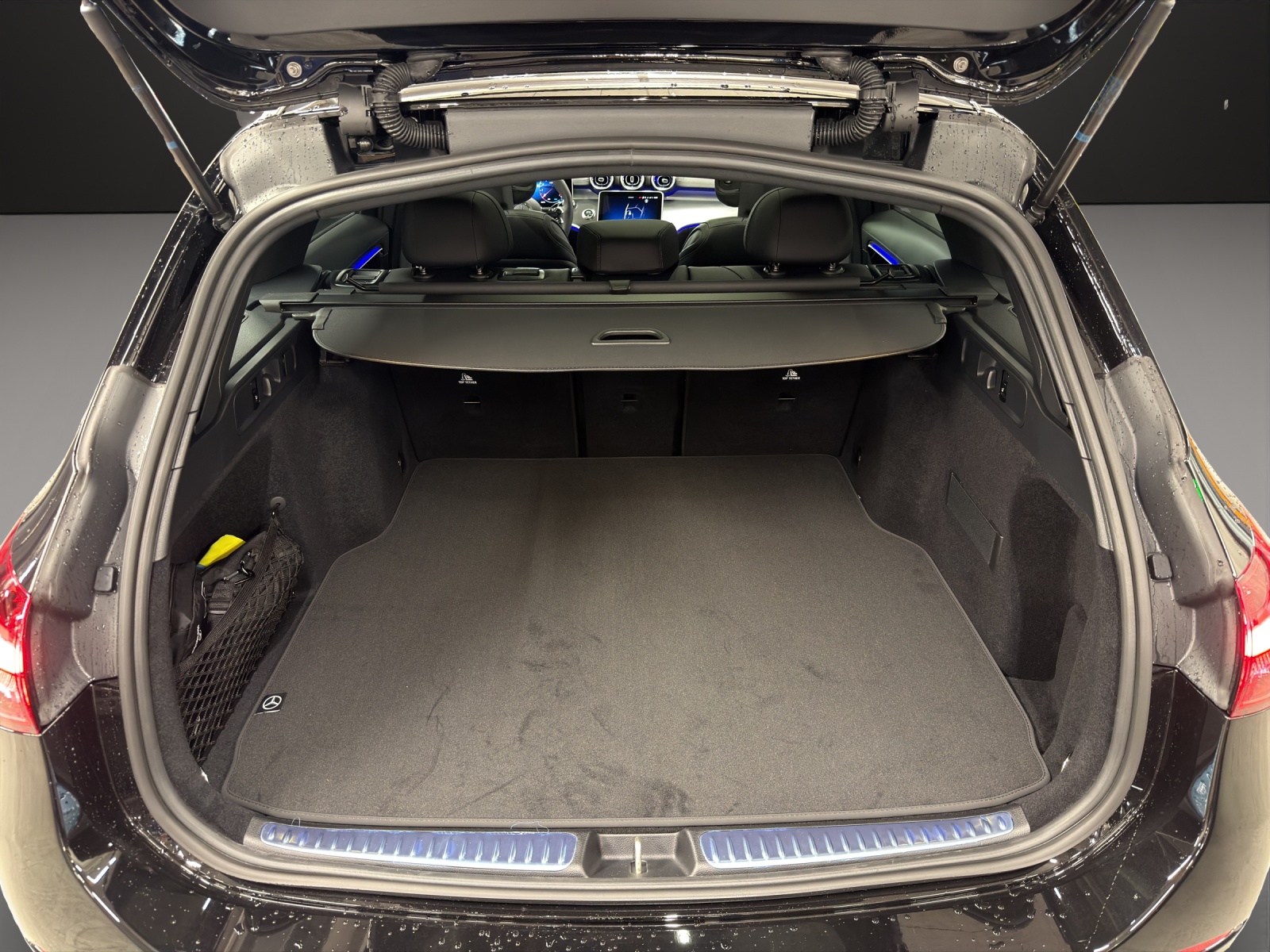 MERCEDES-BENZ C 300 T 4 Matic-image-13