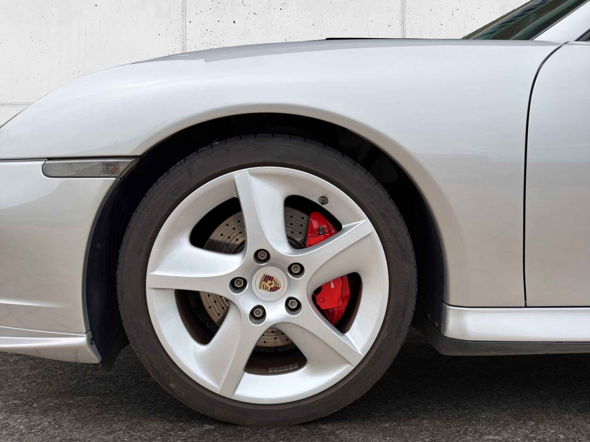 PORSCHE 911 Turbo-image-25