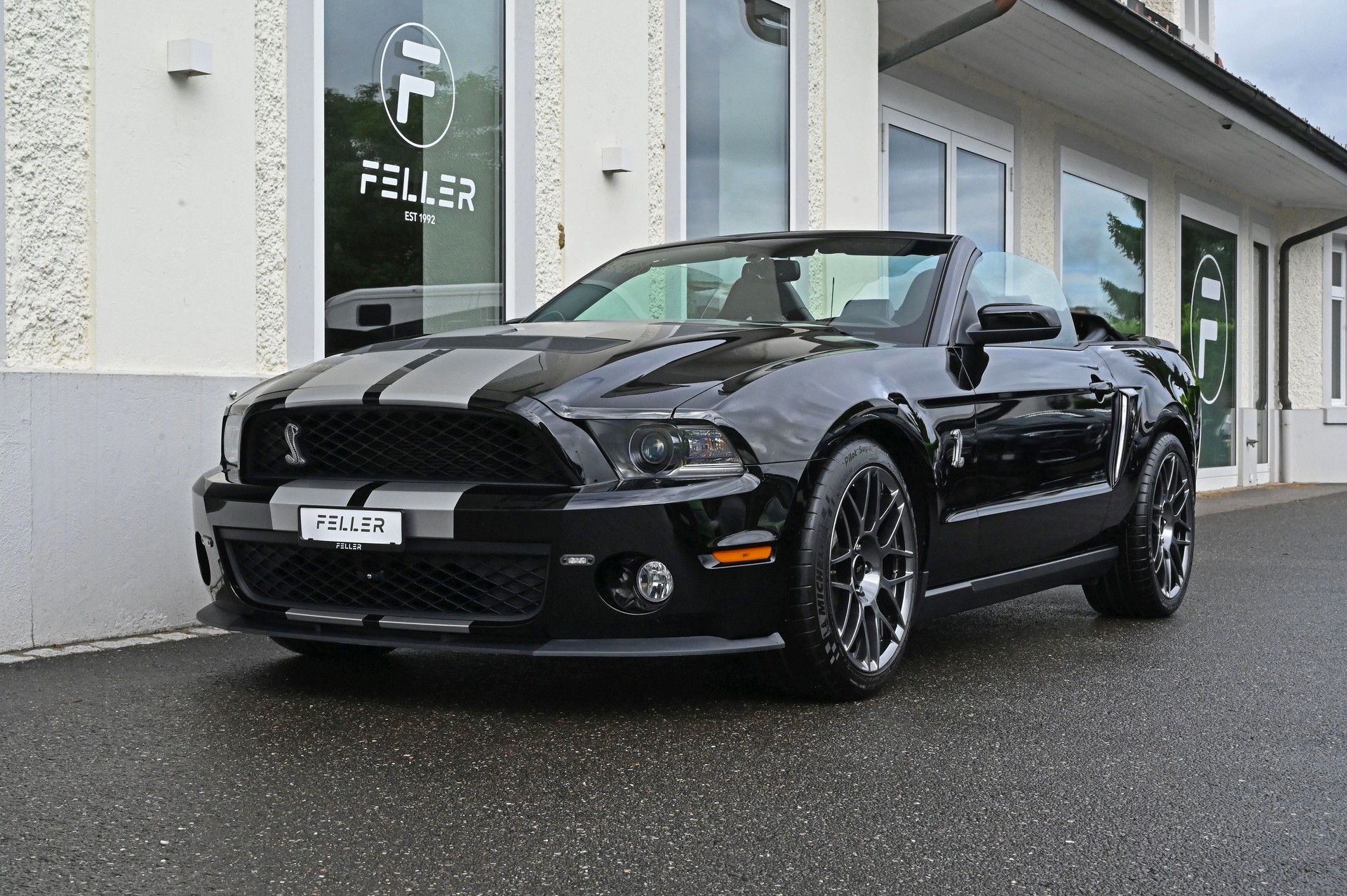 FORD Shelby GT500-showroom-element-1