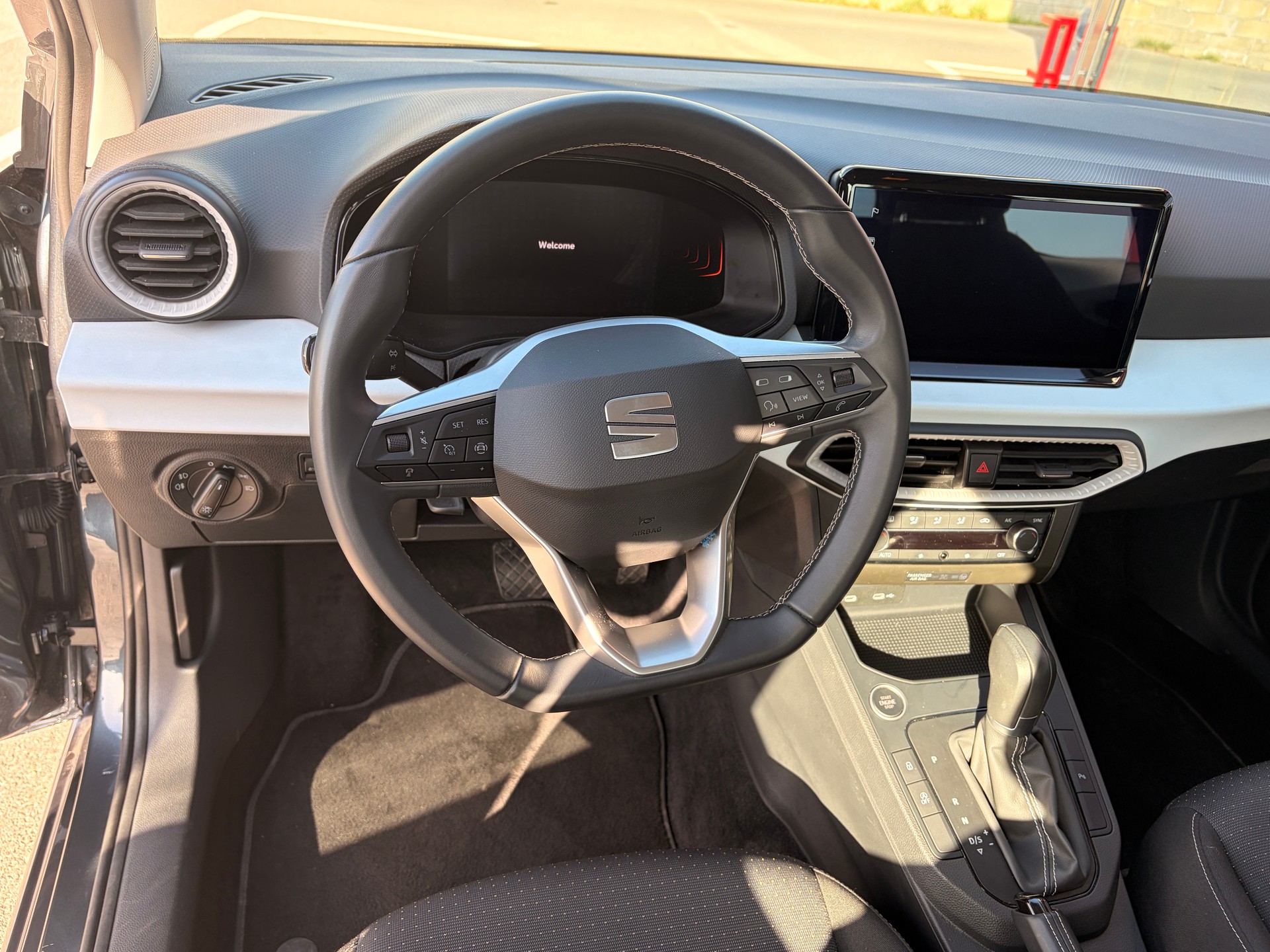SEAT Ibiza 1.0 EcoTSI Move DSG-image-8