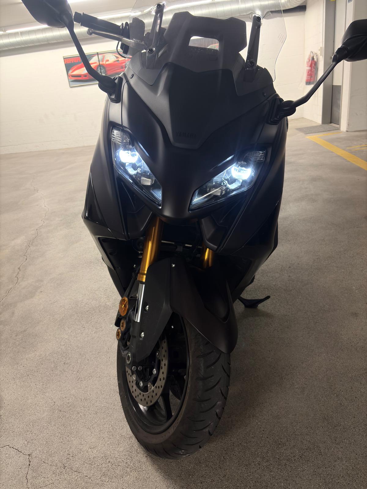 YAMAHA T-MAX Tech-Max XP 560-image-0
