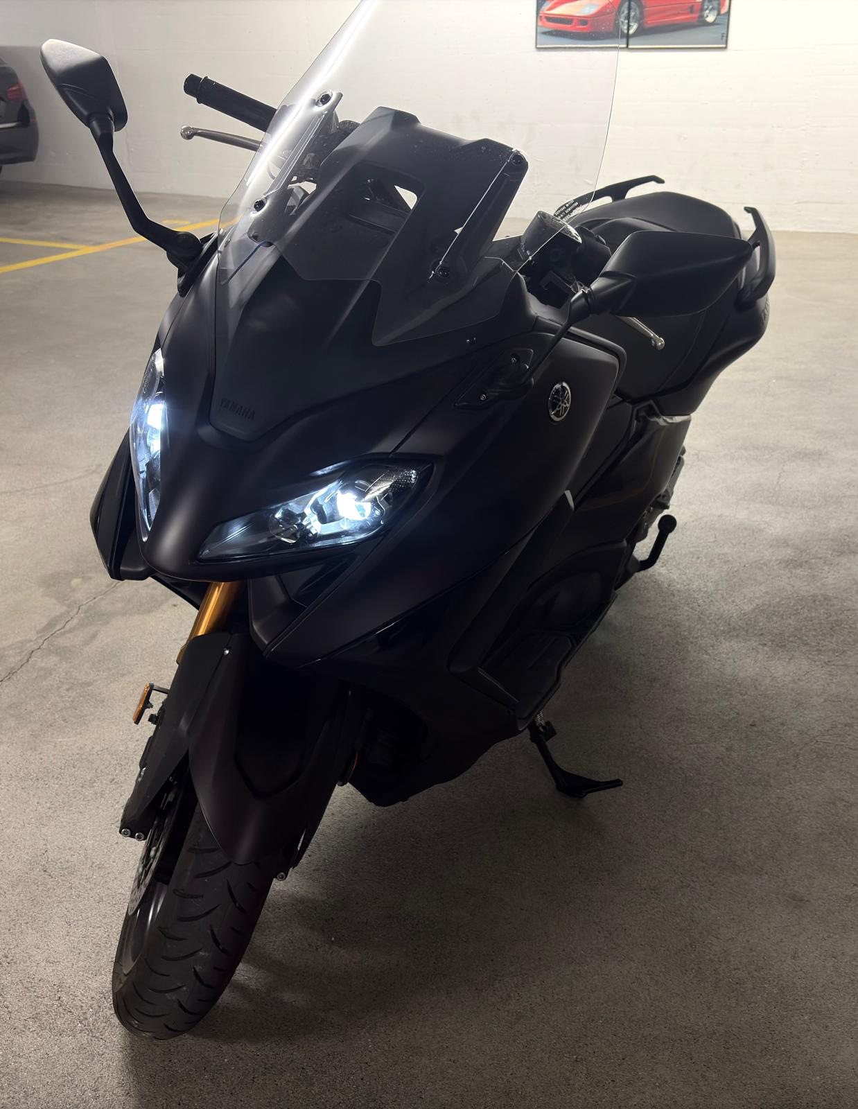 YAMAHA T-MAX Tech-Max XP 560-image-3