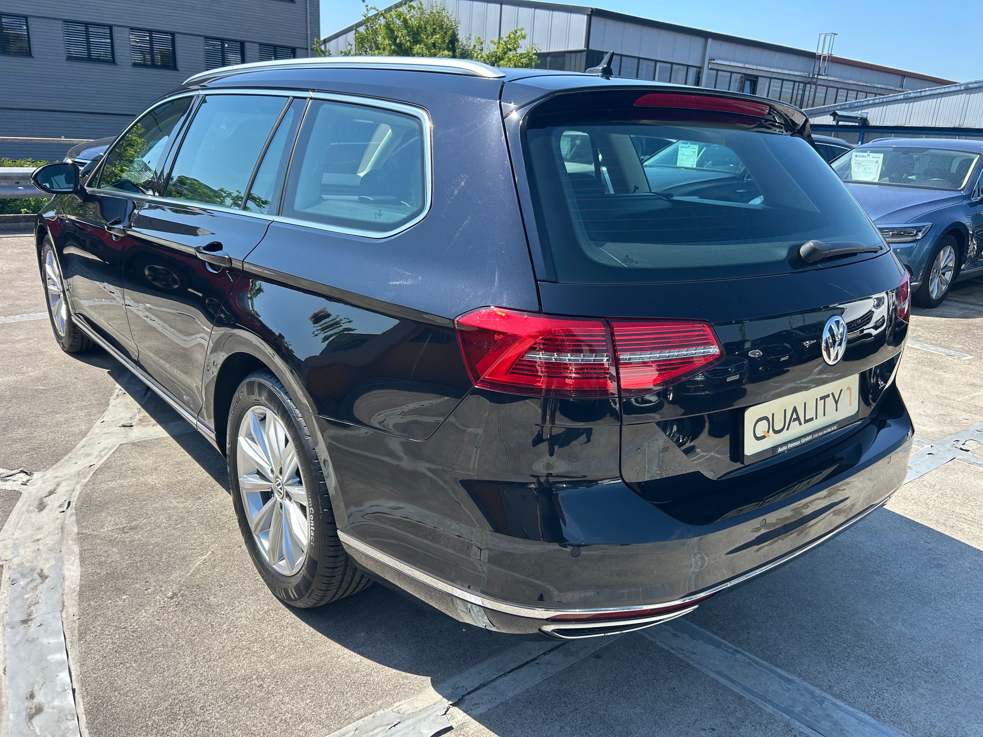 VW Passat Variant 2.0 TDI BMT High. DSG 4Motion-showroom-element-2