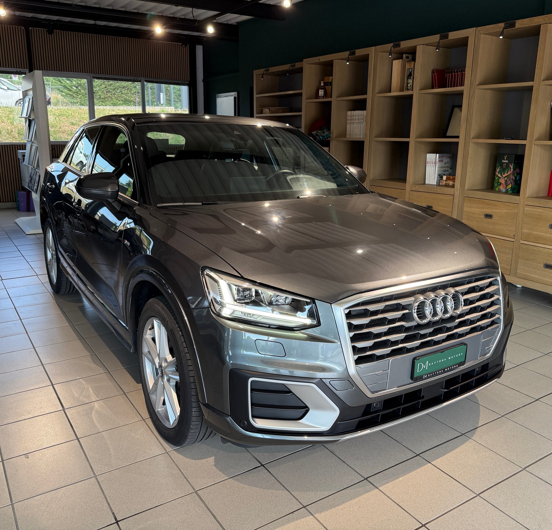 AUDI Q2 35 TFSI Sport Attraction S-tronic-showroom-element-1